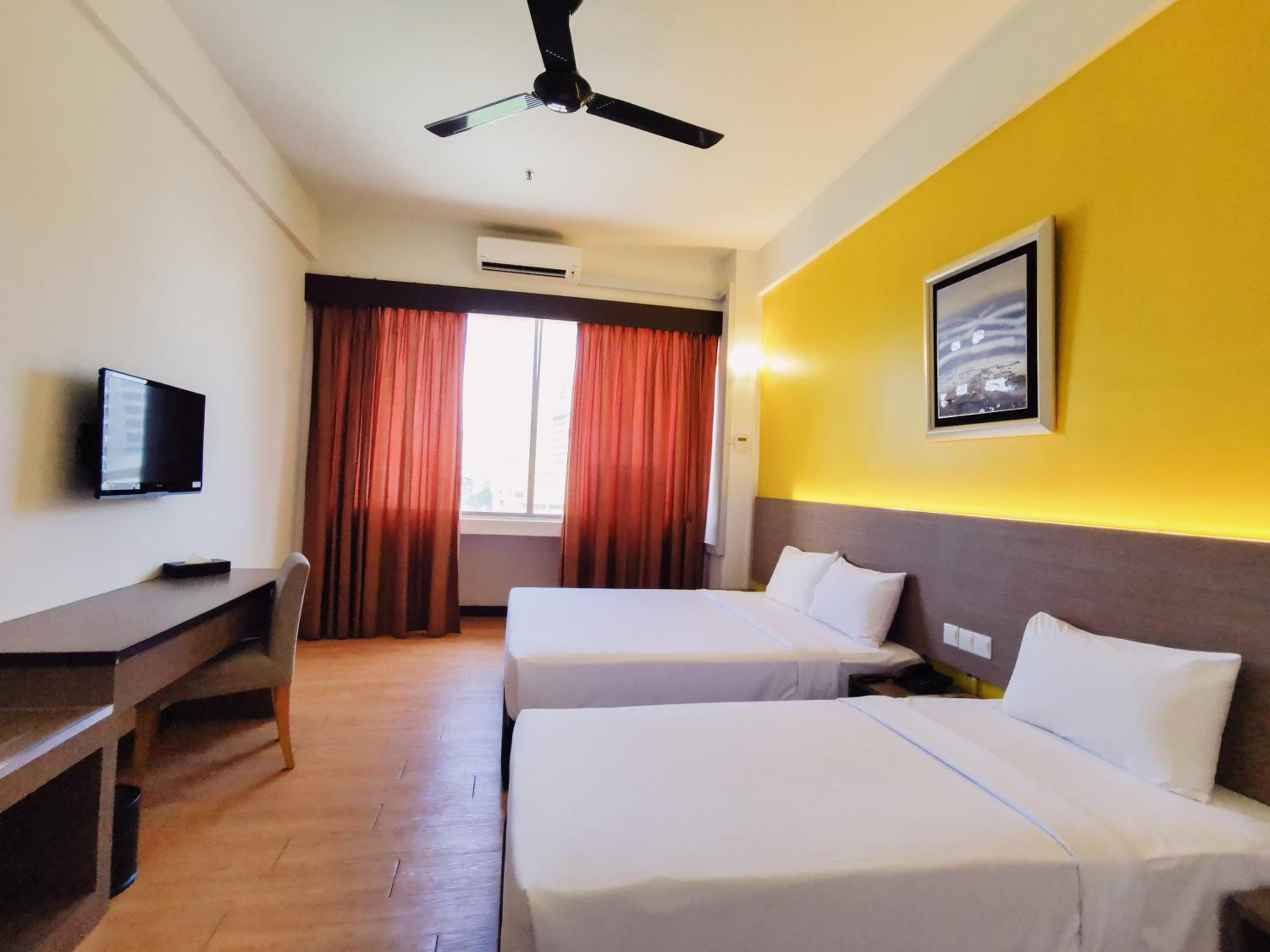 Superior Triple Room - Photo 1