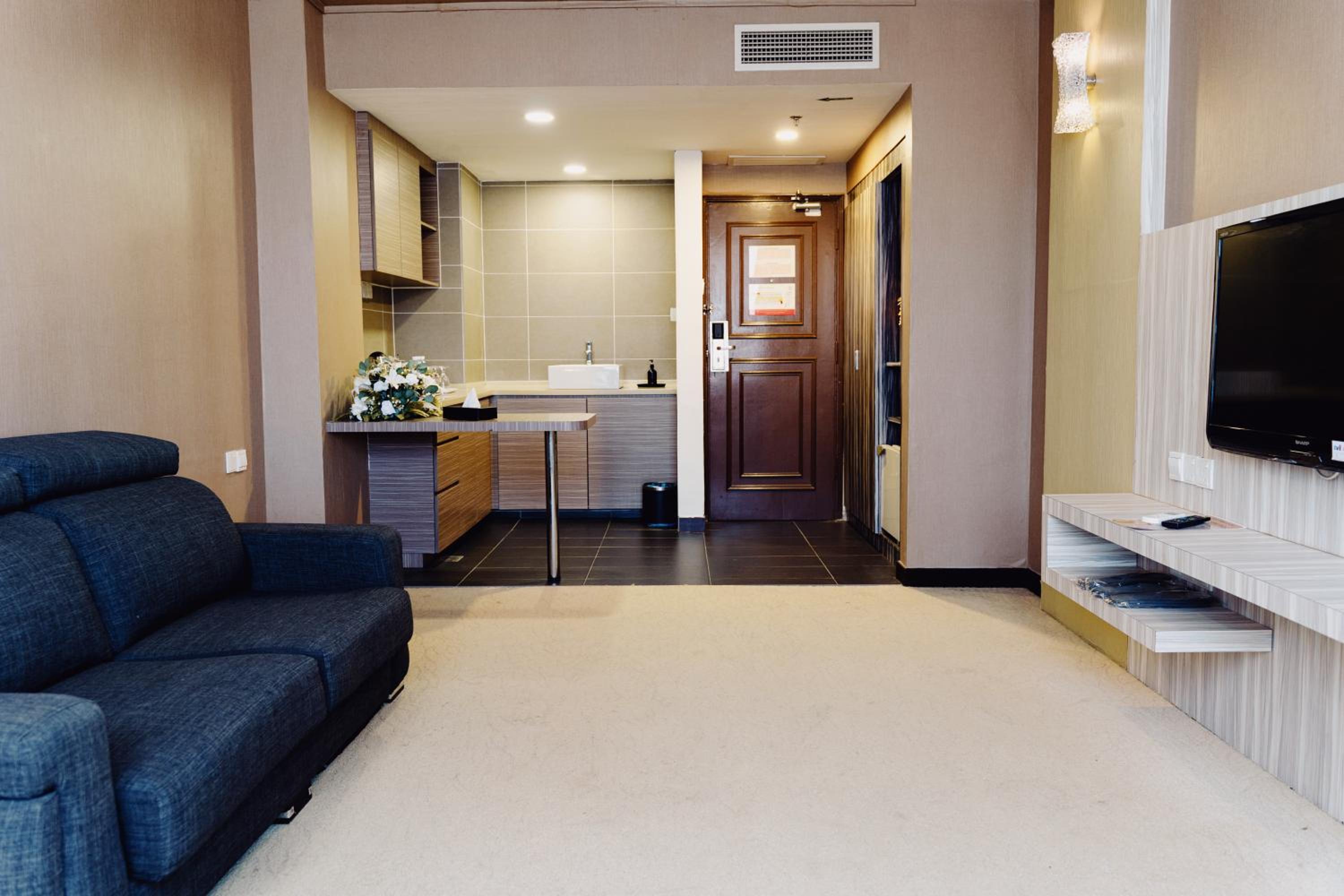 Family Suite - Photo 4