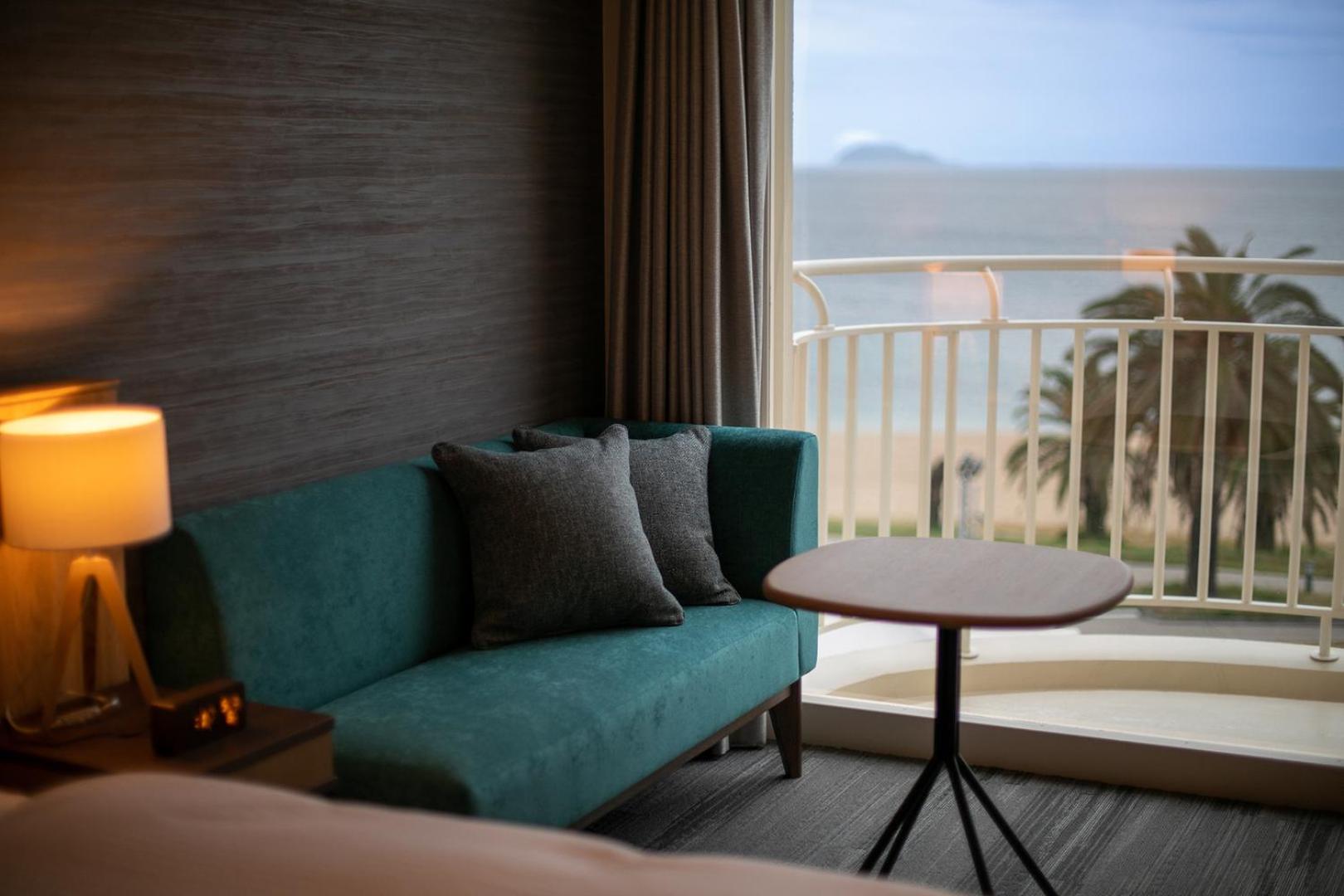 King Room with Sea View - Photo 3
