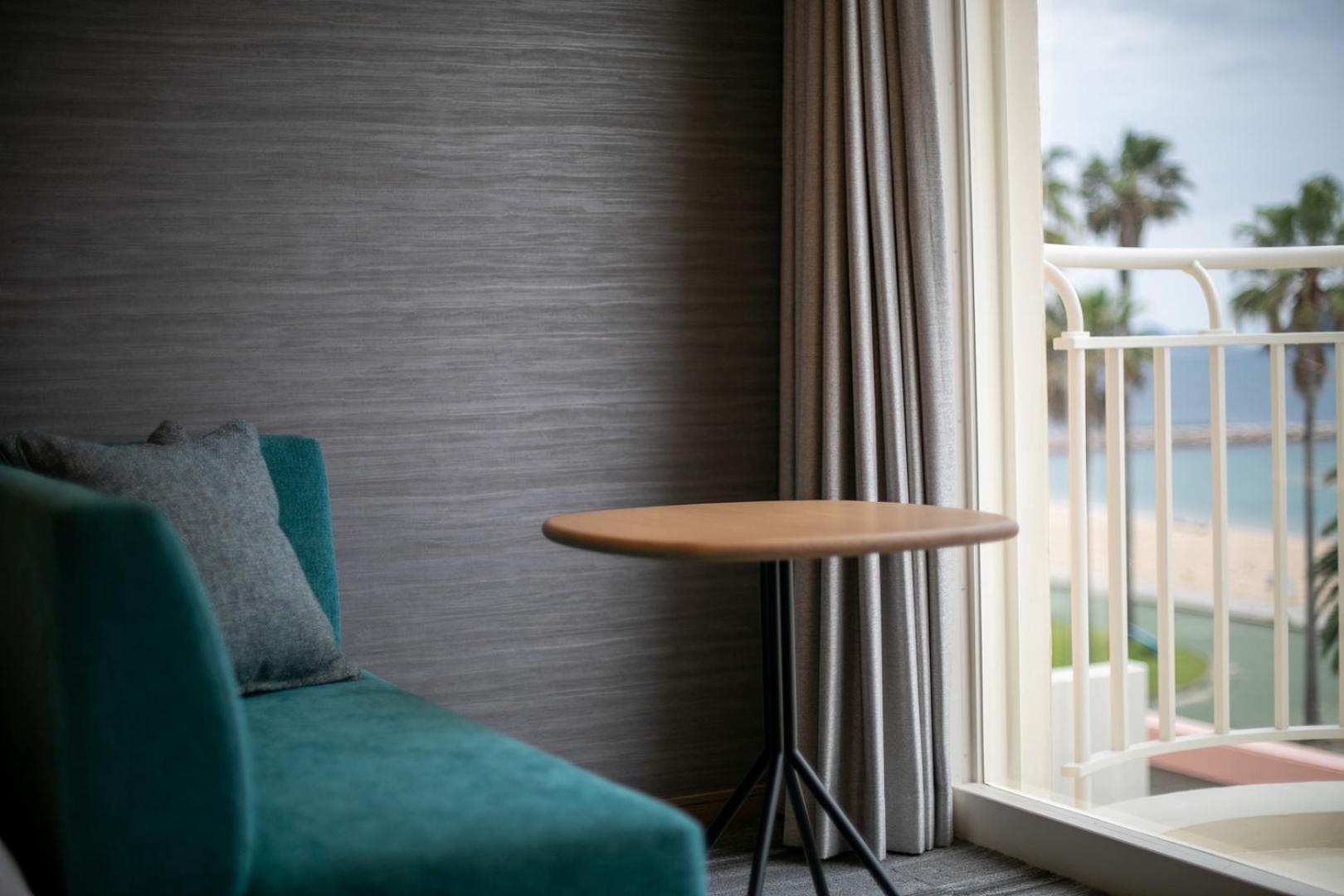 Superior Twin Room with Sea View - Photo 5