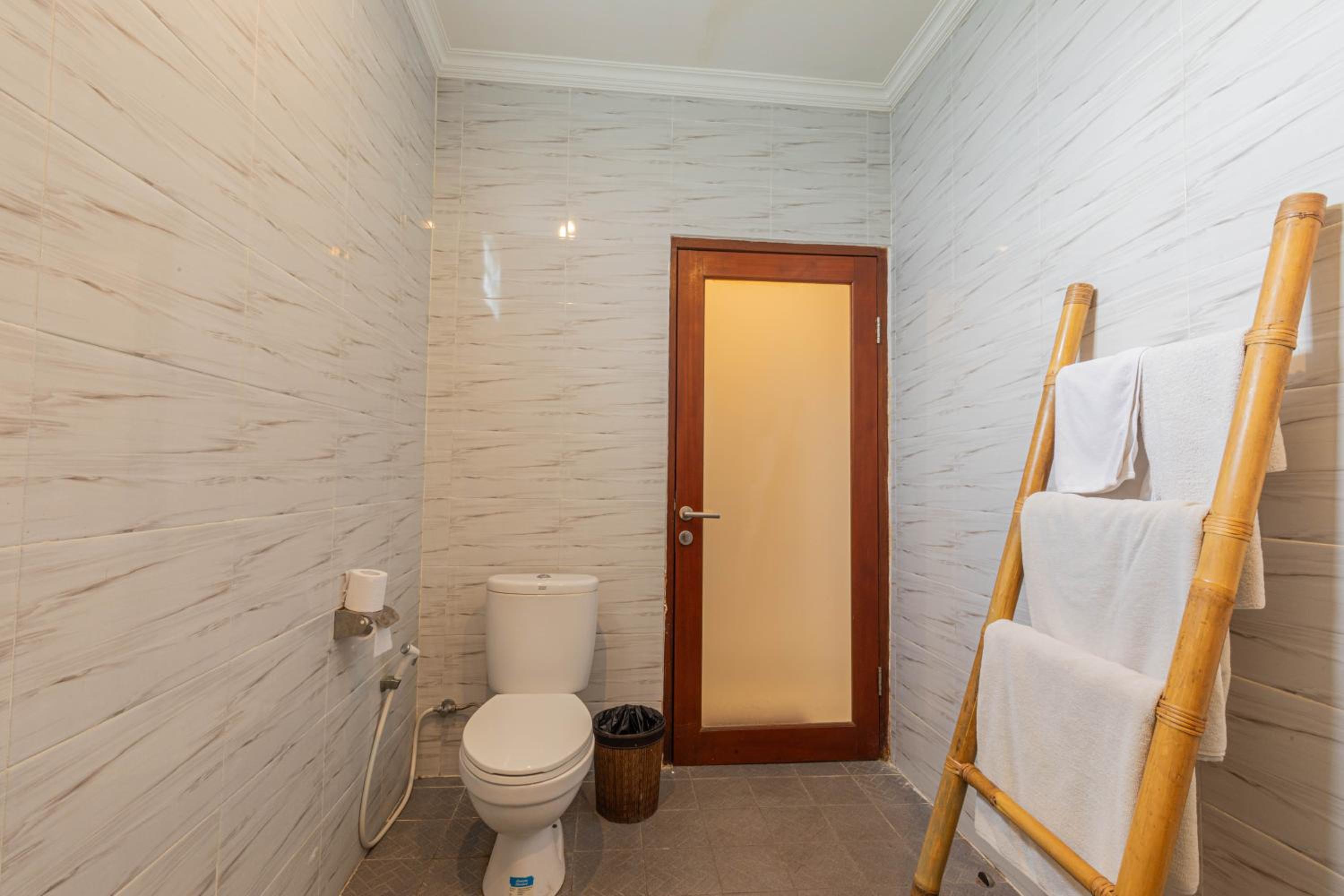 Deluxe Twin Room - Photo 2
