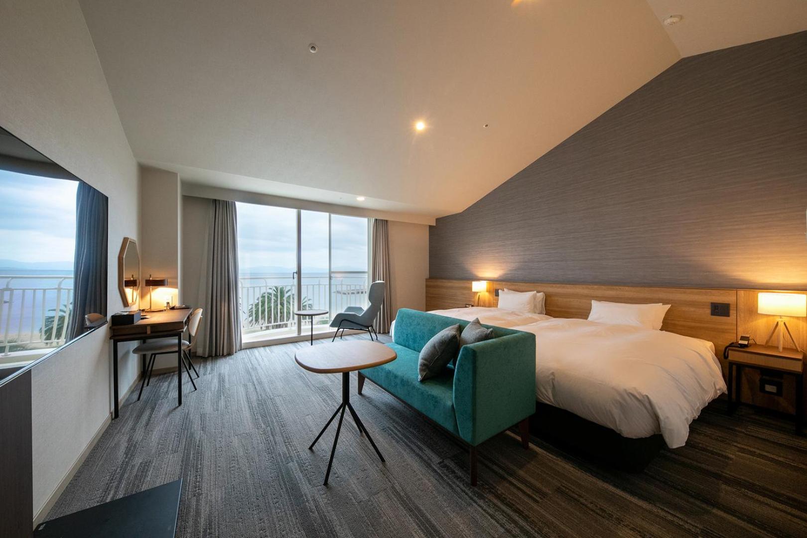 Twin Room With Sea View - Photo 1