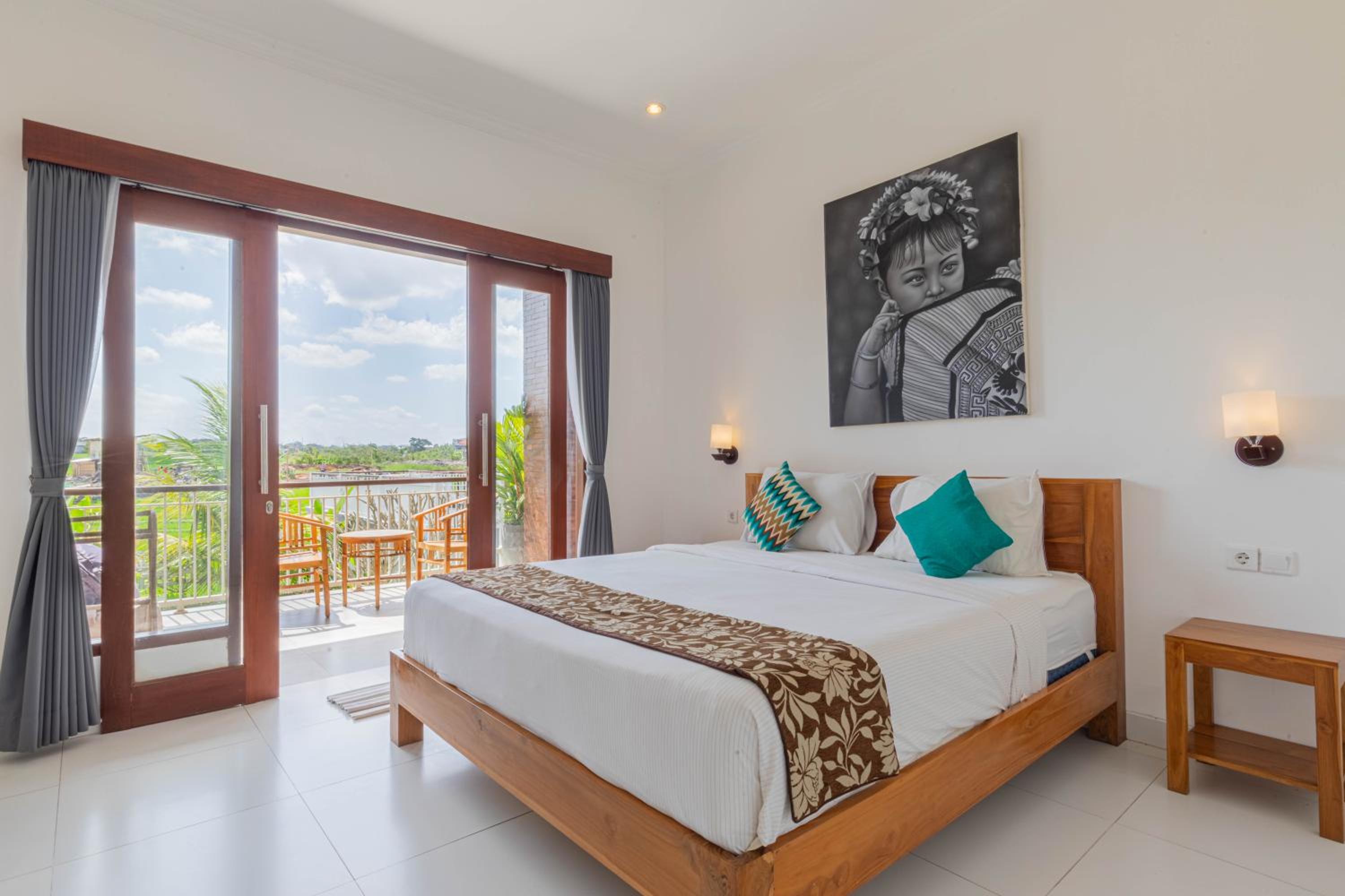 Deluxe Room - Photo 1