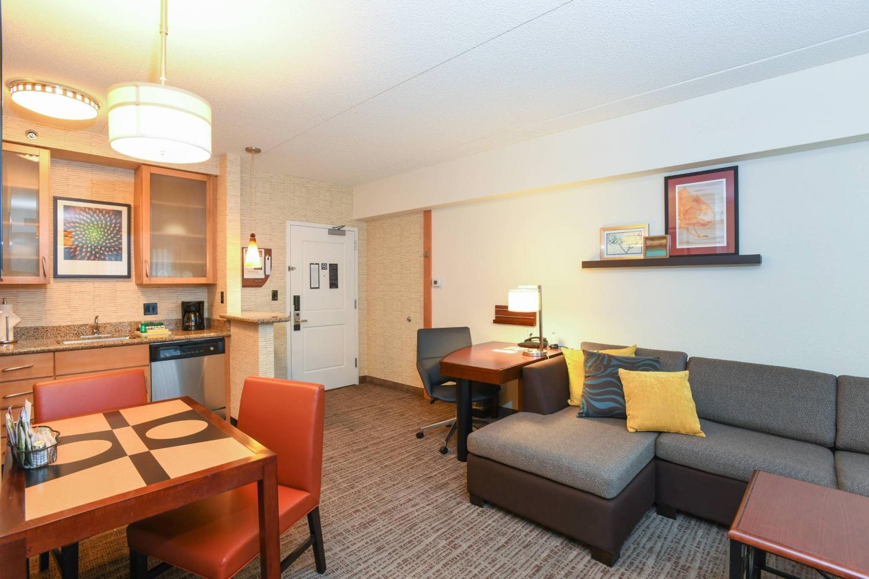 King Studio with Sofa Bed - Photo 1