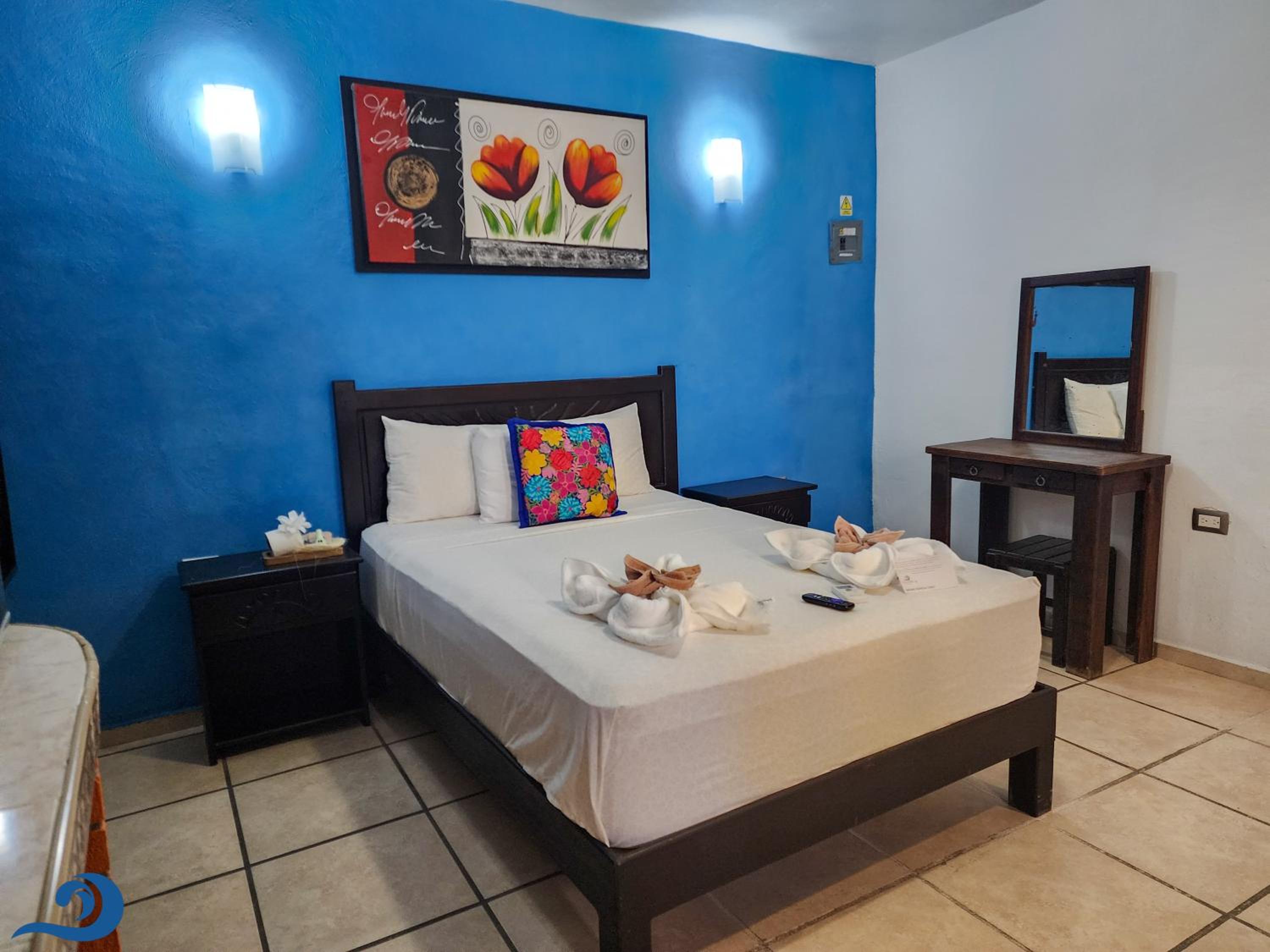 Small Double Room - Photo 5