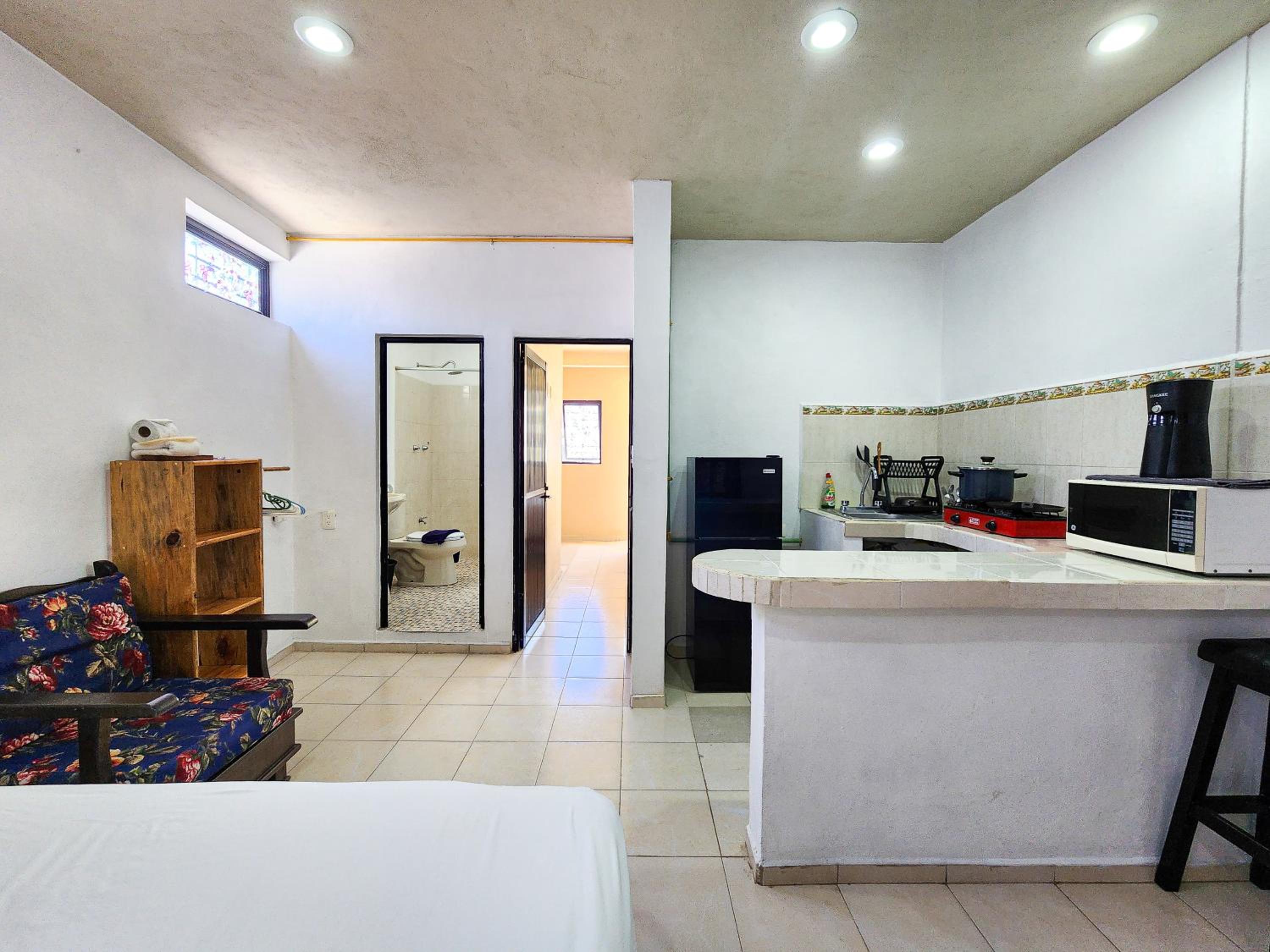 Family Studio - Photo 28