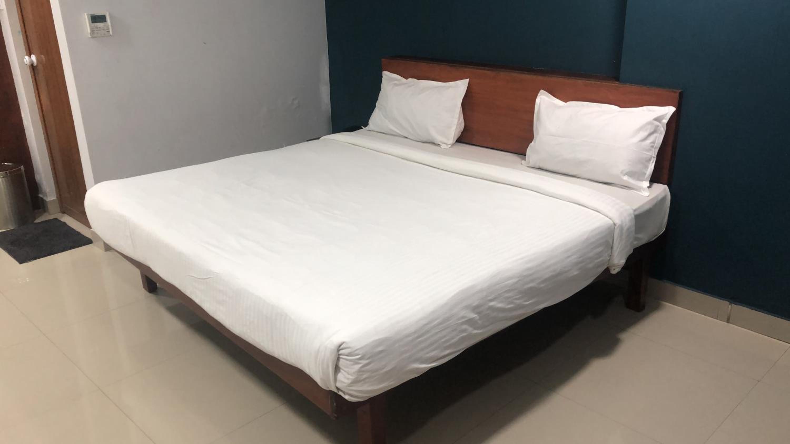 Standard Double Room with Fan photo 1