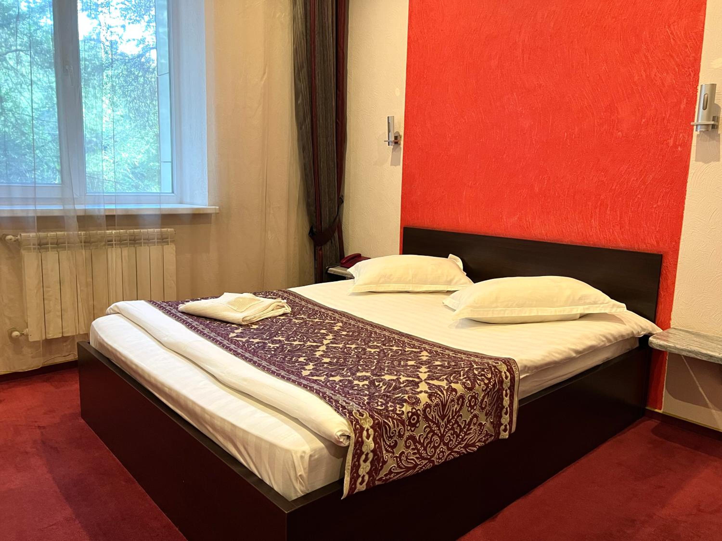 Standard Double Room photo 2
