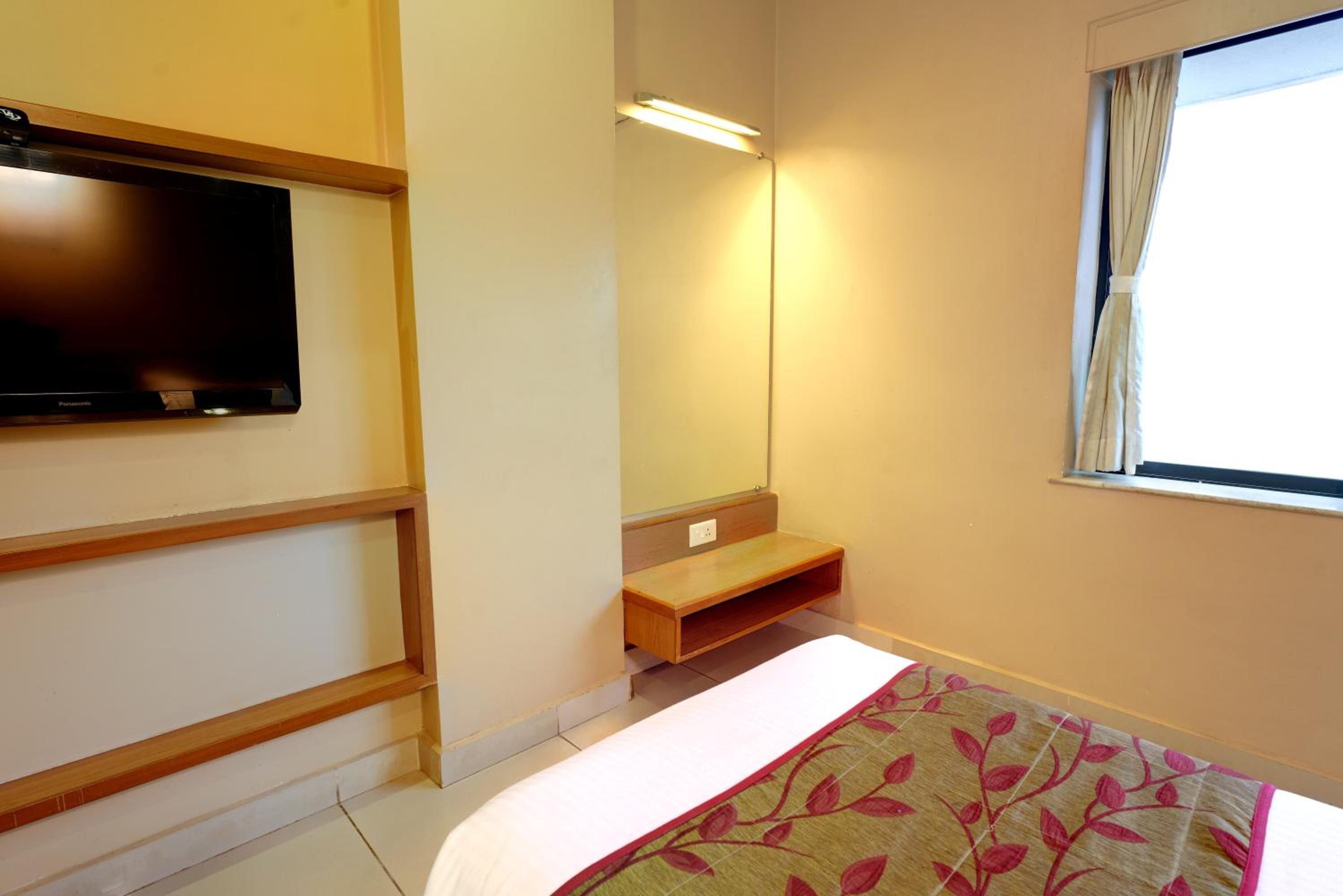 Standard Double Room photo 3