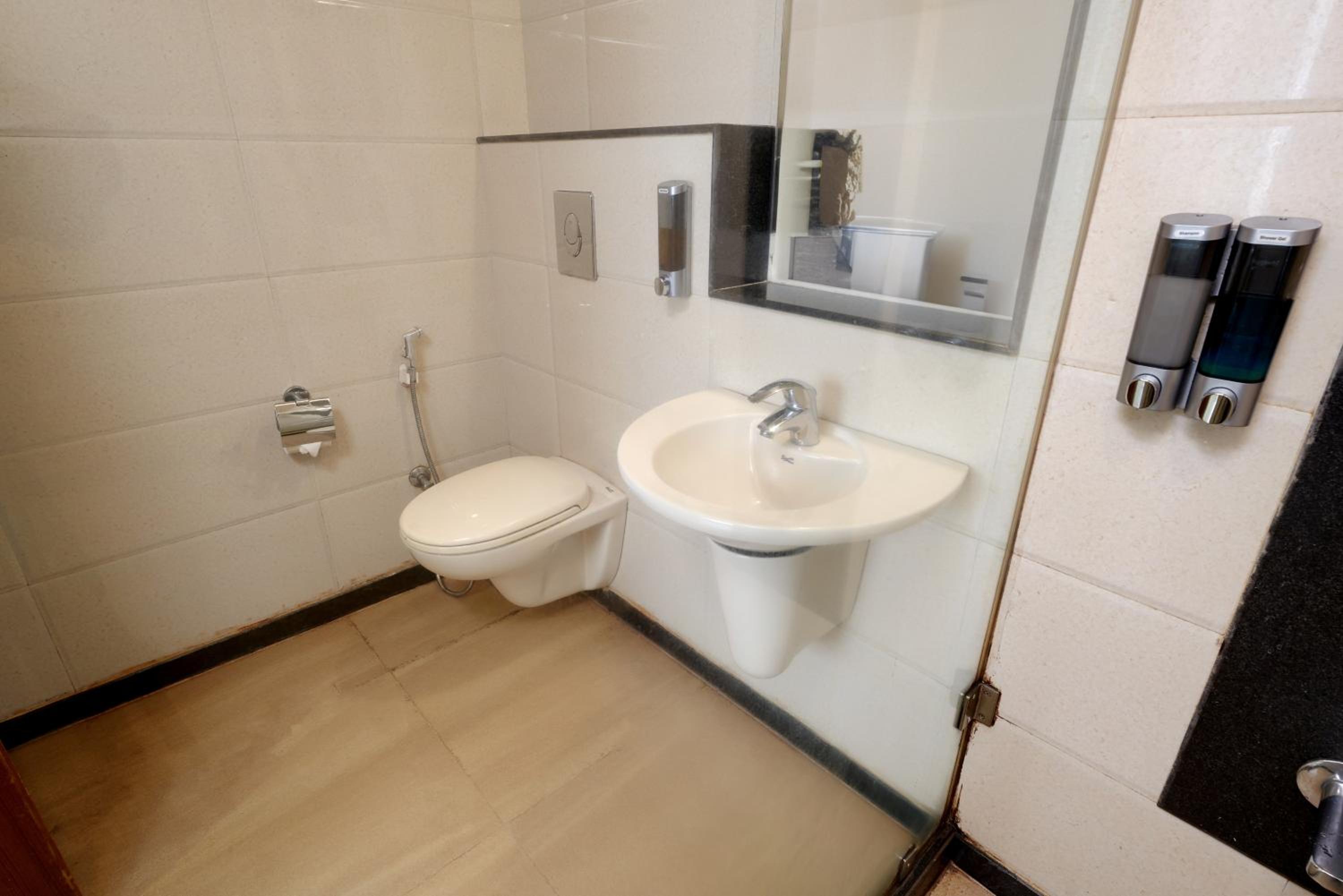 Deluxe Double Room photo 2