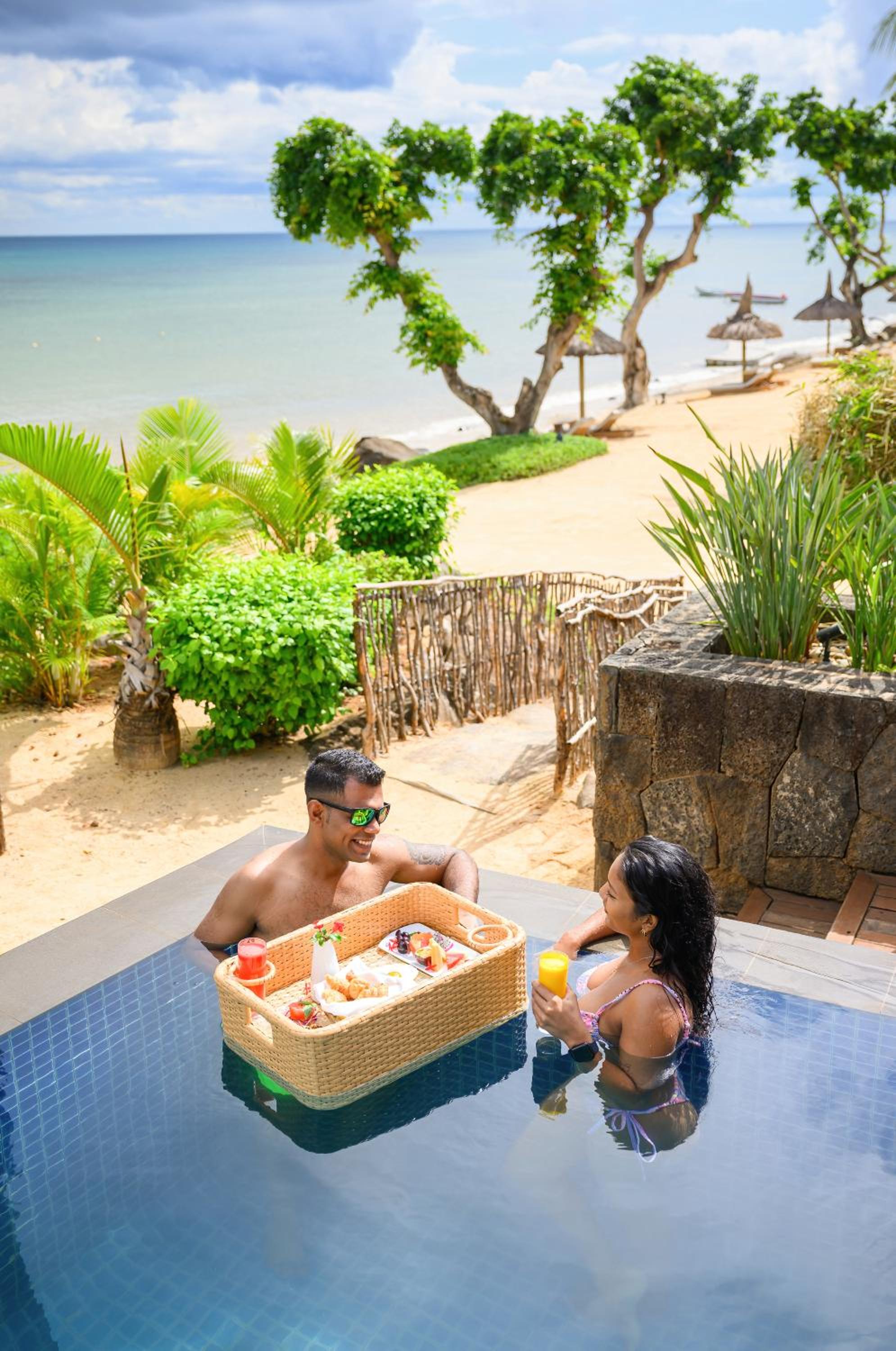 2-Suite Imperial Beach Villa with Heated Pool, Jet Pool & Hammam - Photo 4