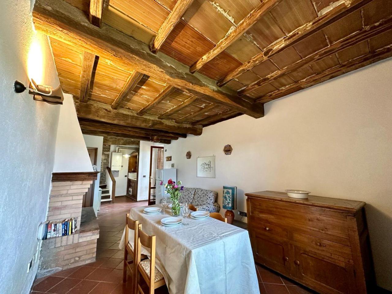 Apartment - Split Level photo 2
