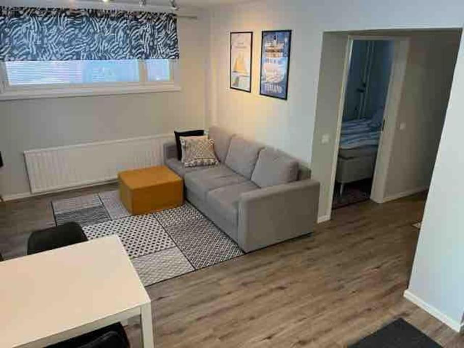 One-Bedroom Apartment photo 1