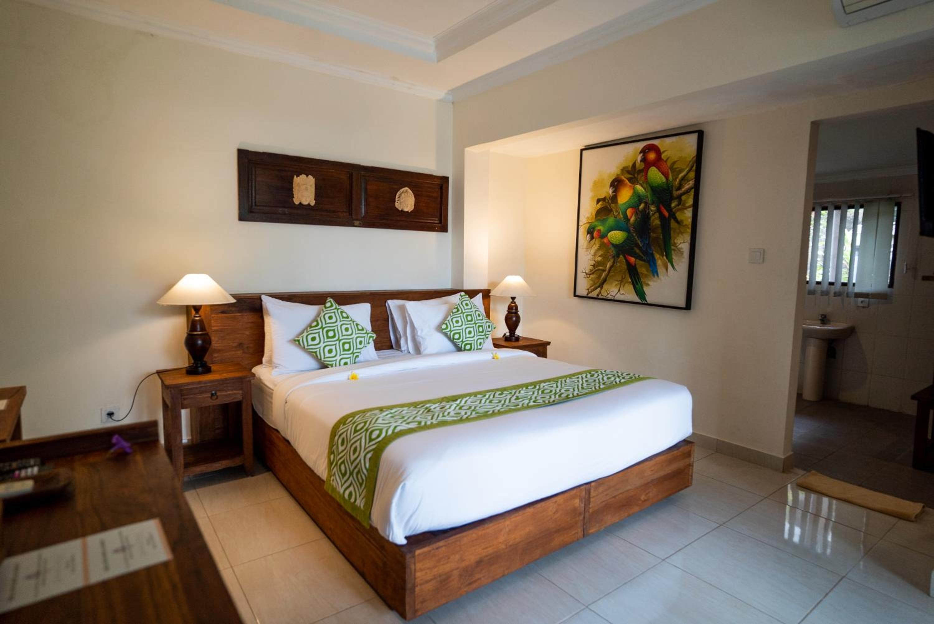 Deluxe Villa with Free Benefit - Photo 8
