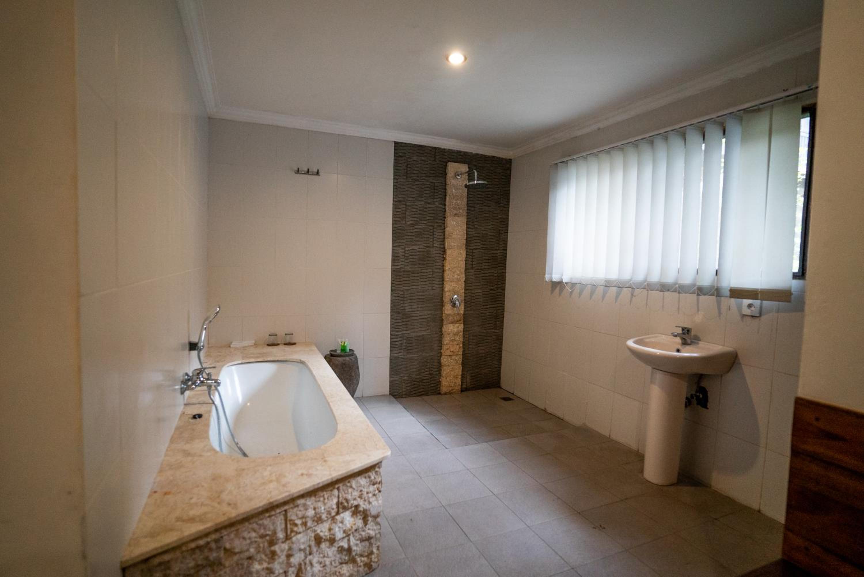 Deluxe Villa with Free Benefit - Photo 6