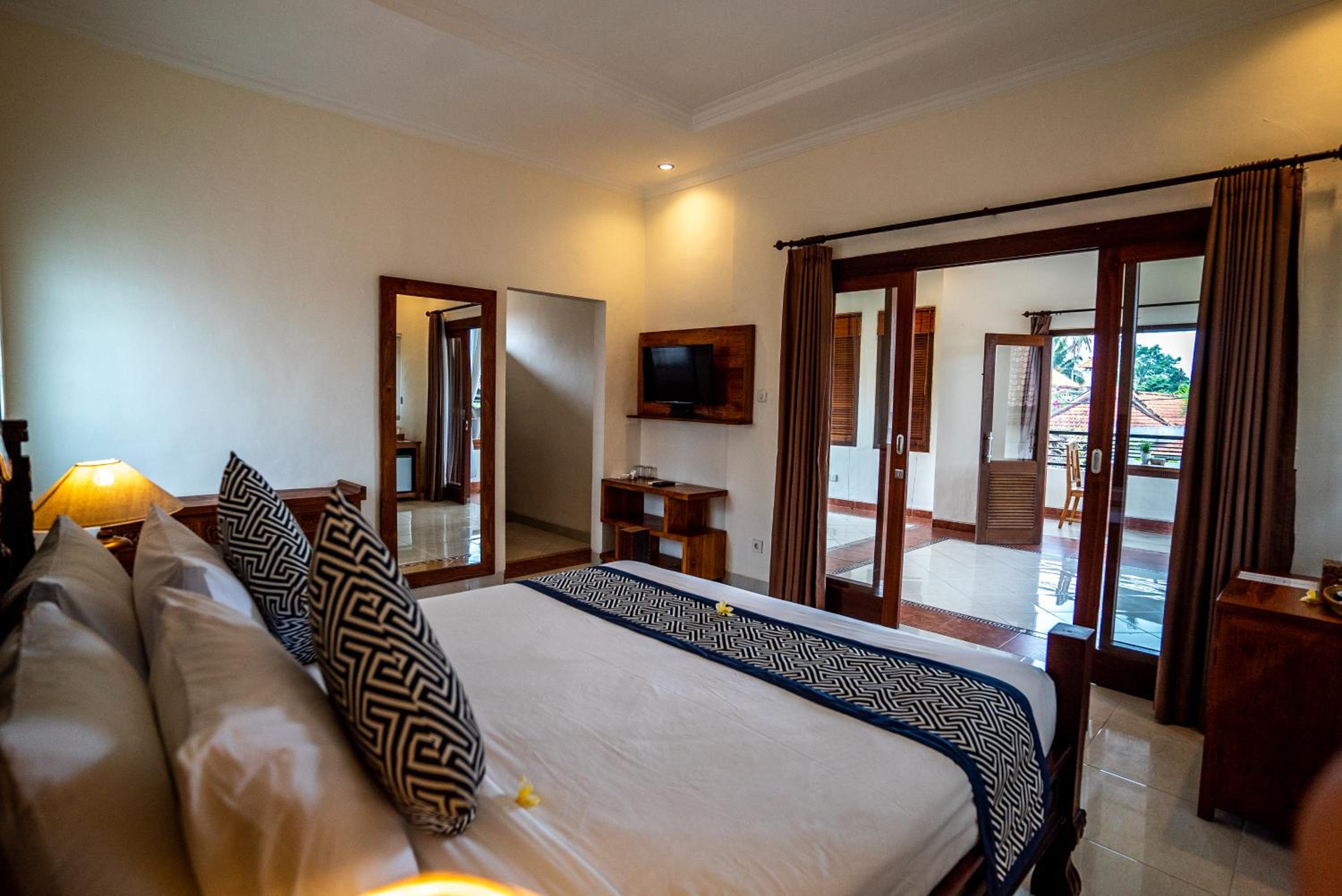 Superior Villa with Free Benefit - Photo 1