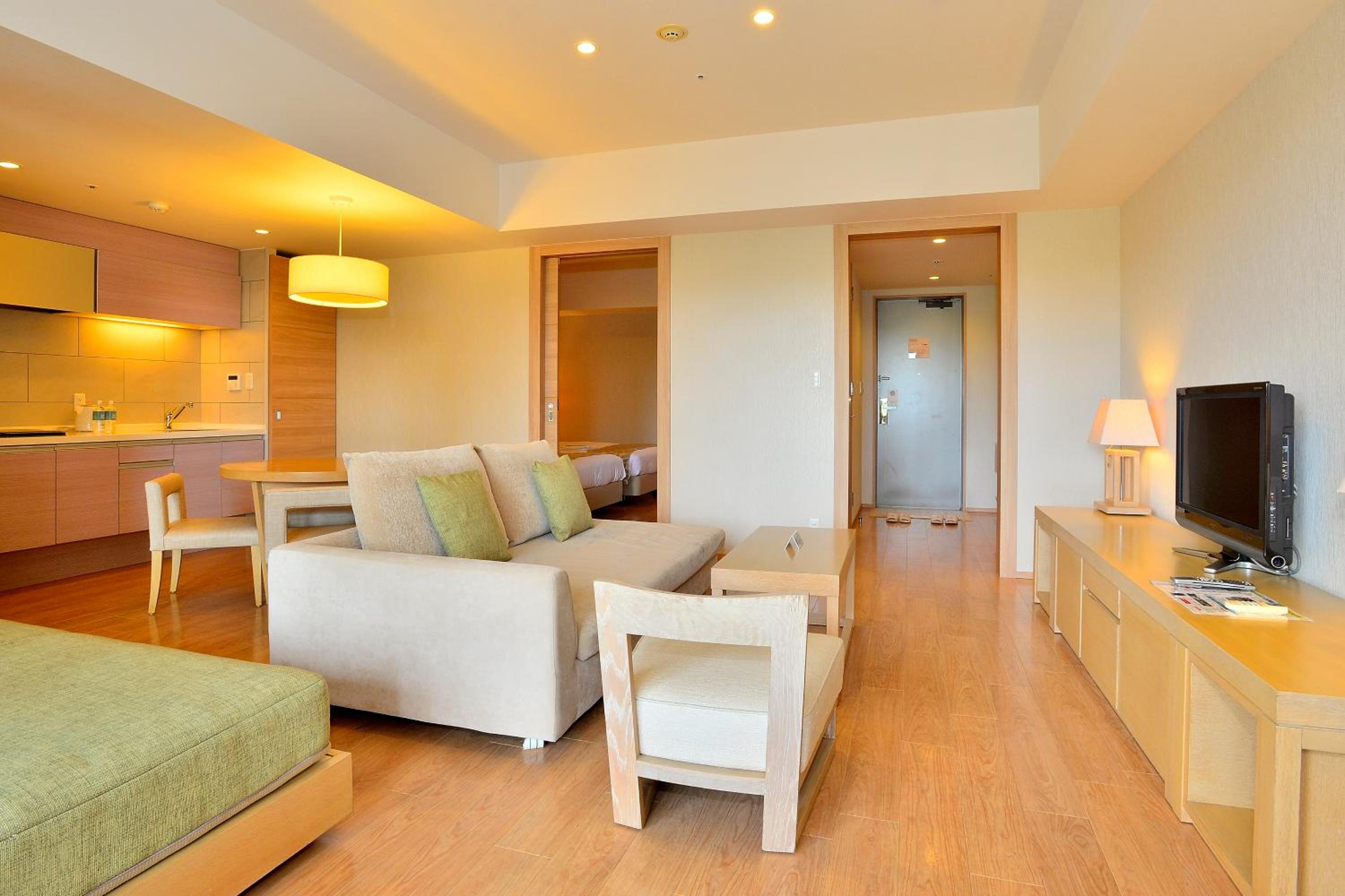 Executive One-Bedroom Suite - Second Floor - Photo 16
