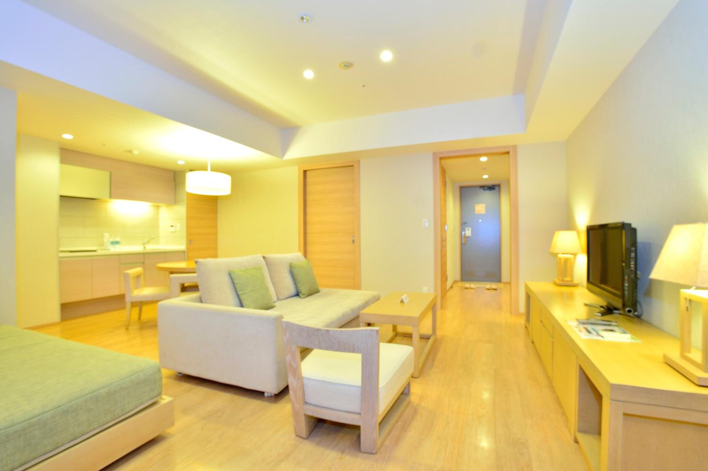 Executive One-Bedroom Suite - Second Floor - Photo 6
