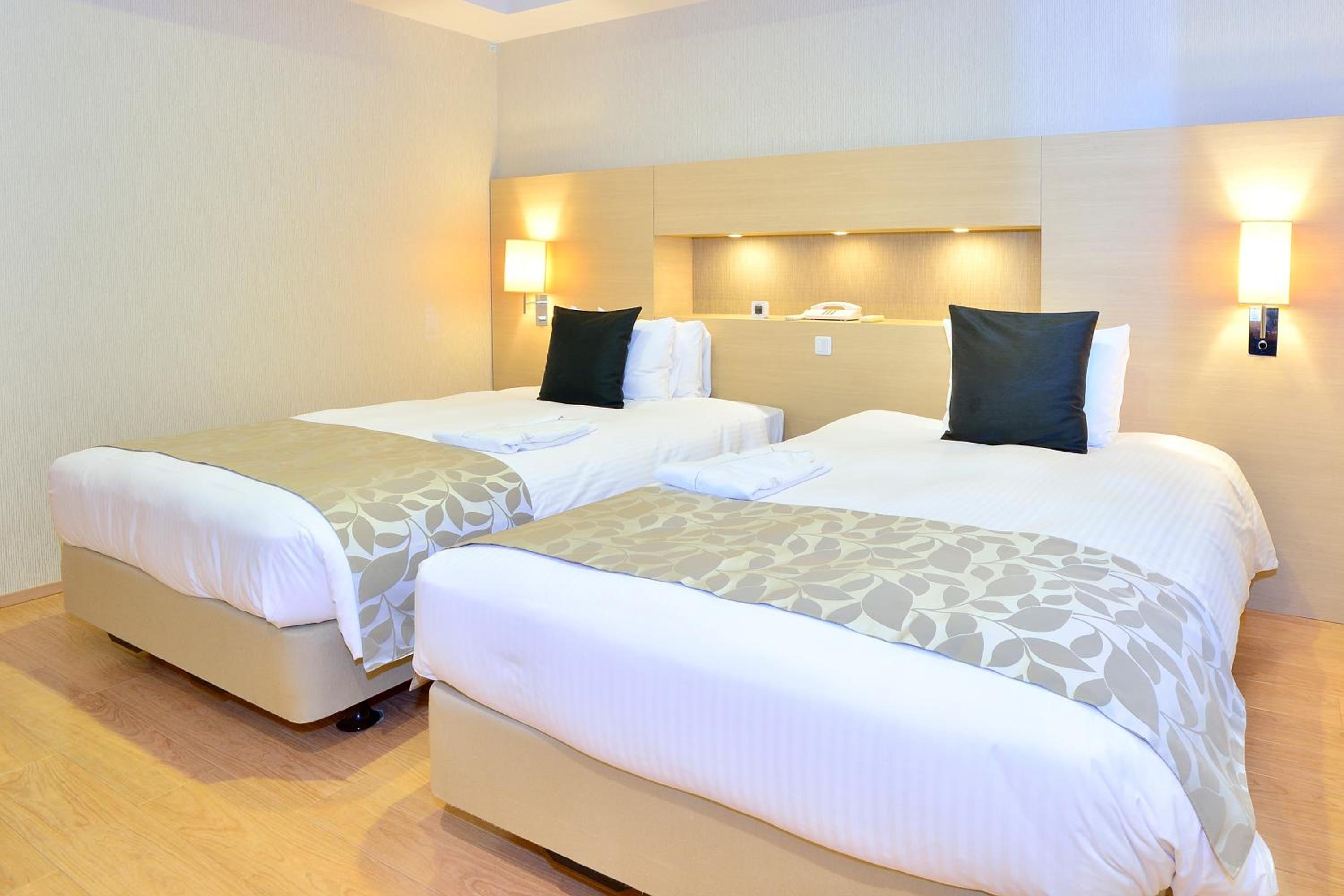 Executive One-Bedroom Suite - Second Floor - Photo 2