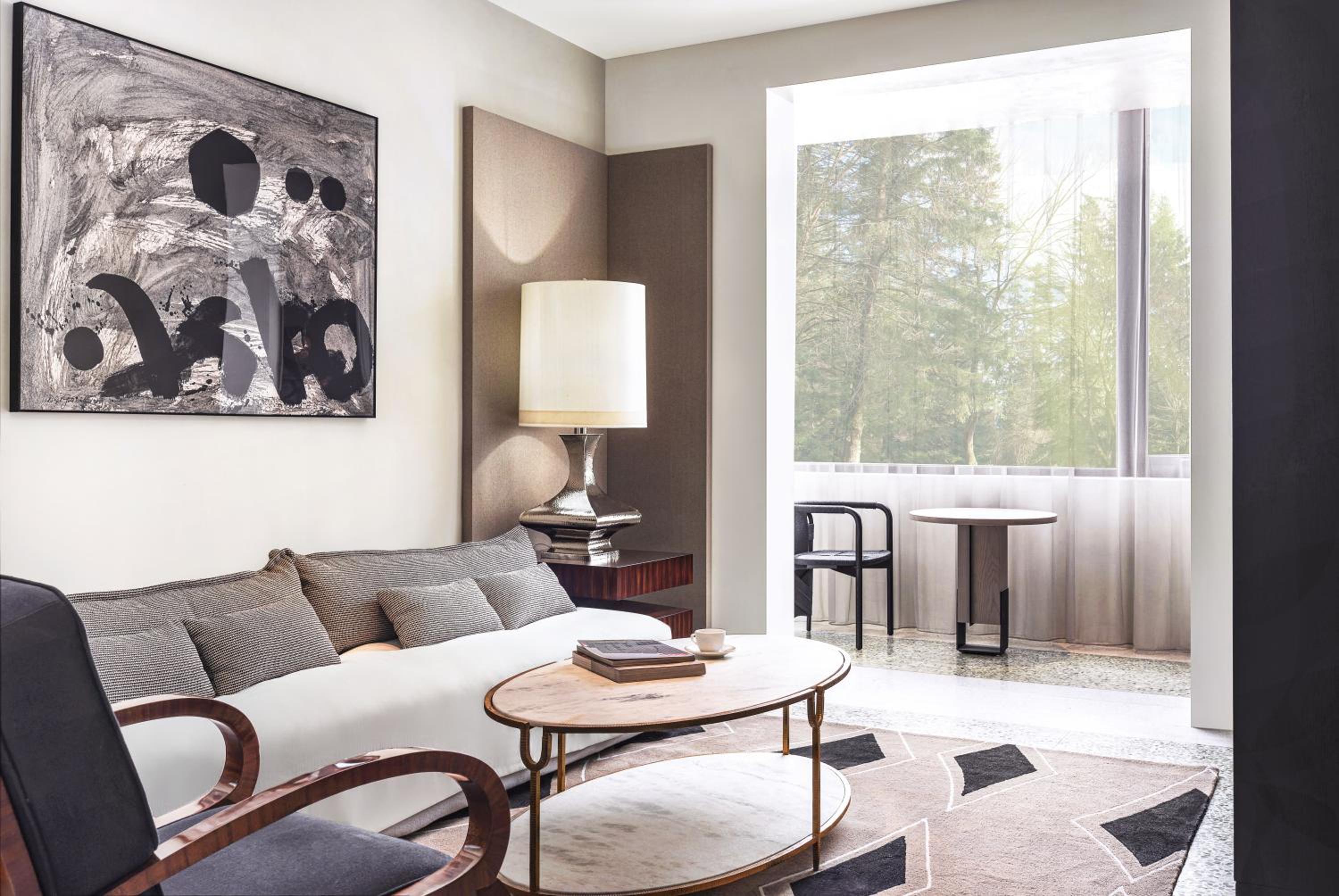 Queen Suite with Spa Bath
