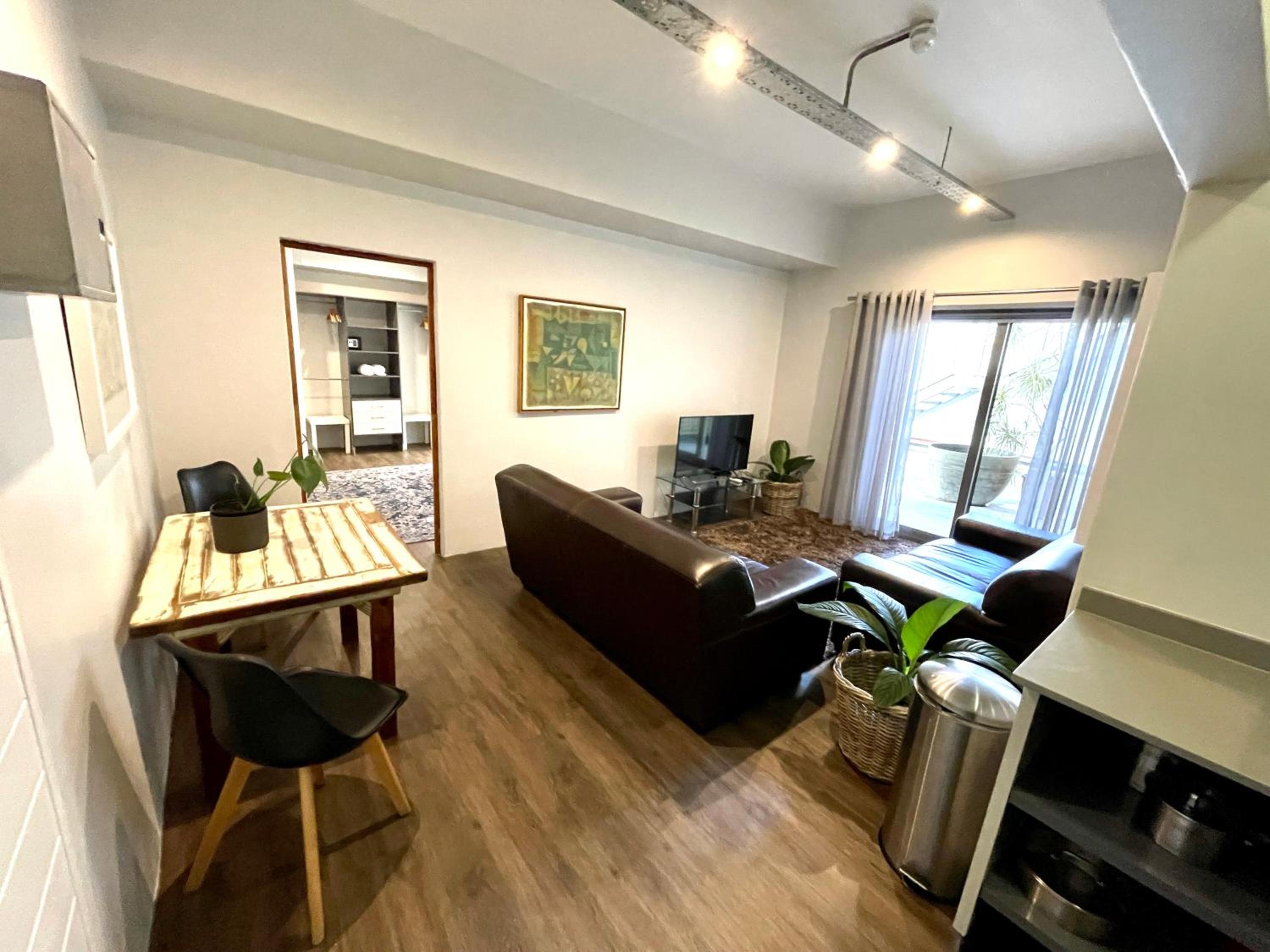 One-Bedroom Apartment - Photo 9
