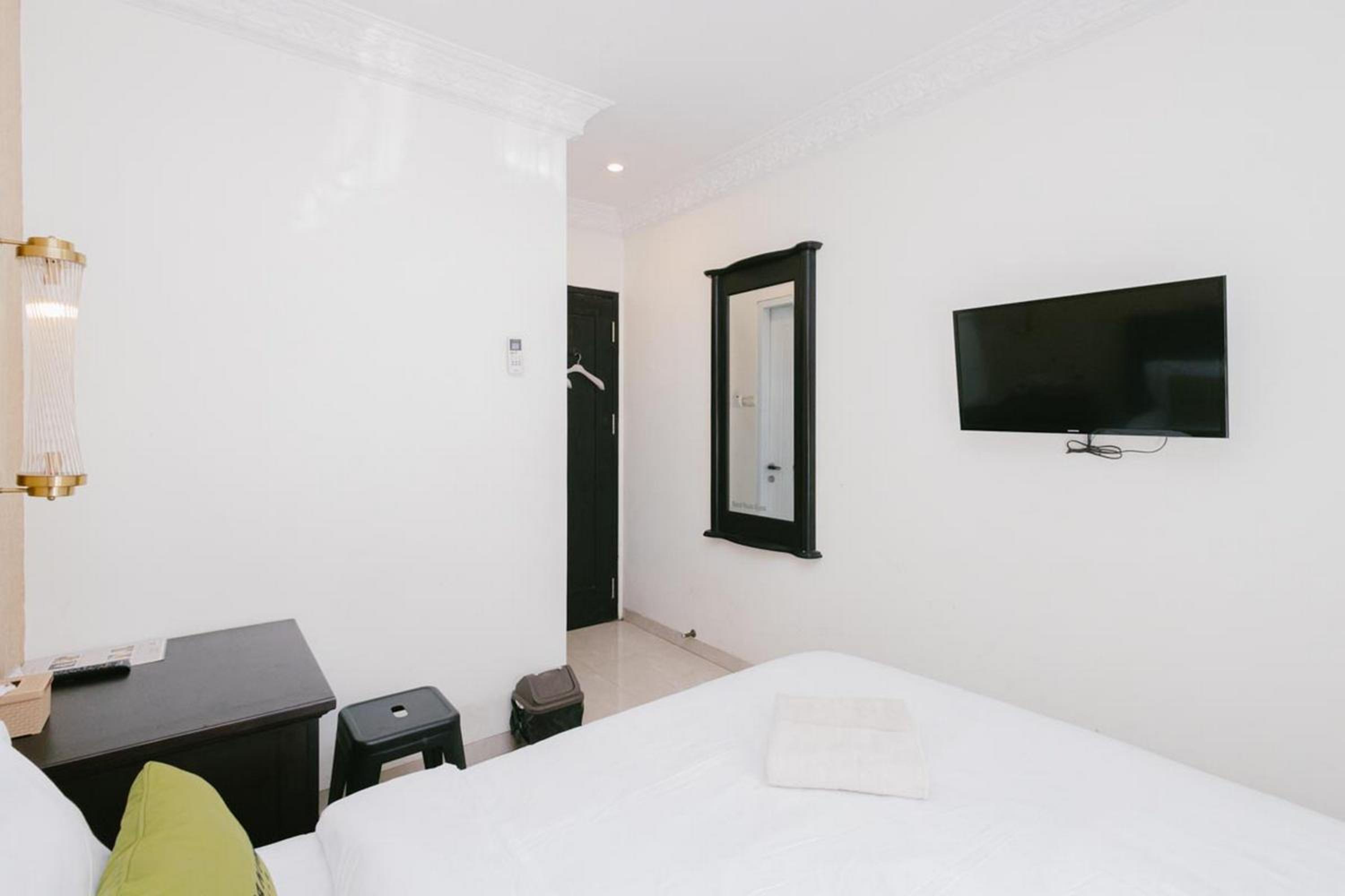 Standard Double Room - Photo 6