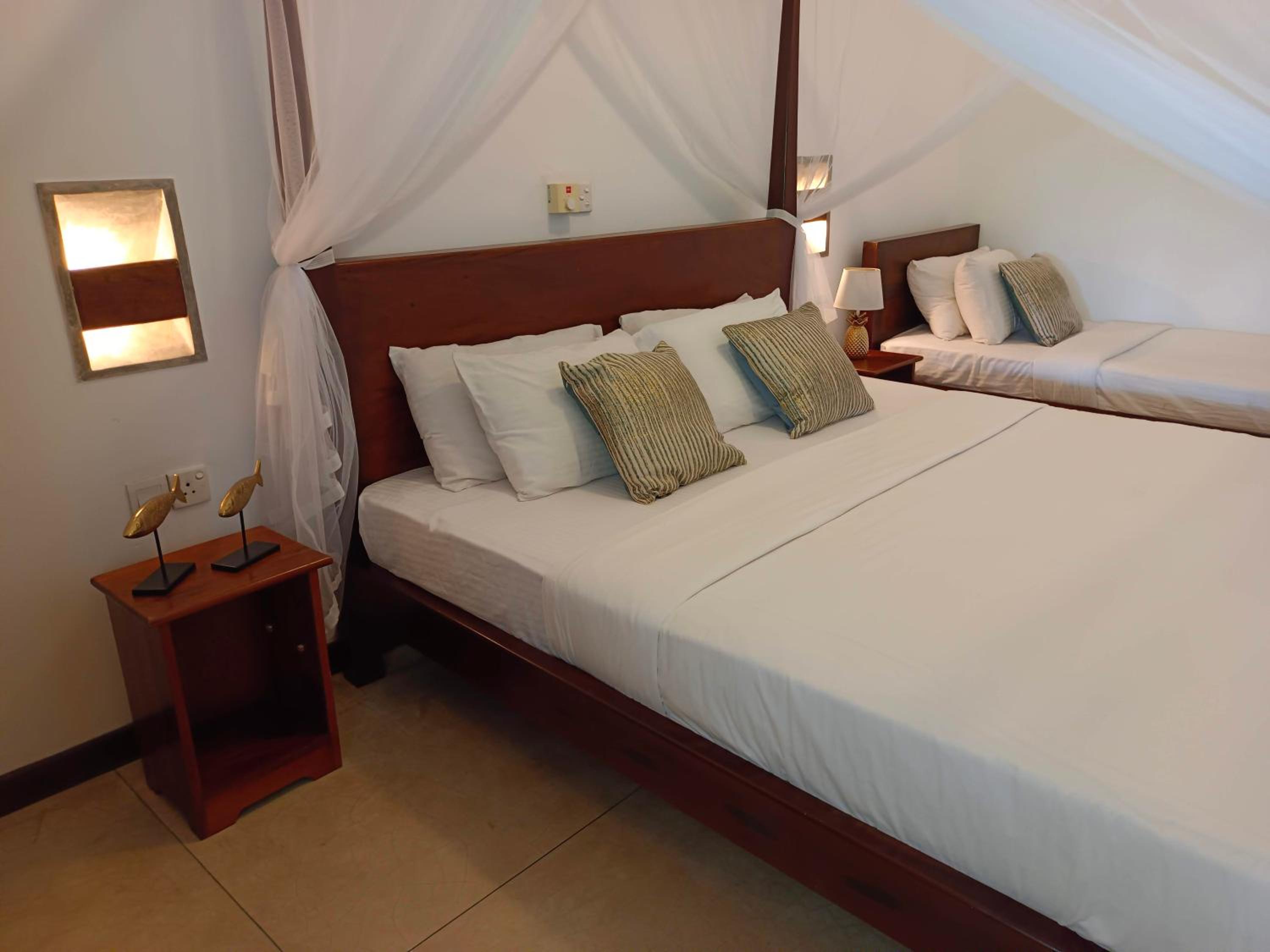 Superior Triple Room photo 2