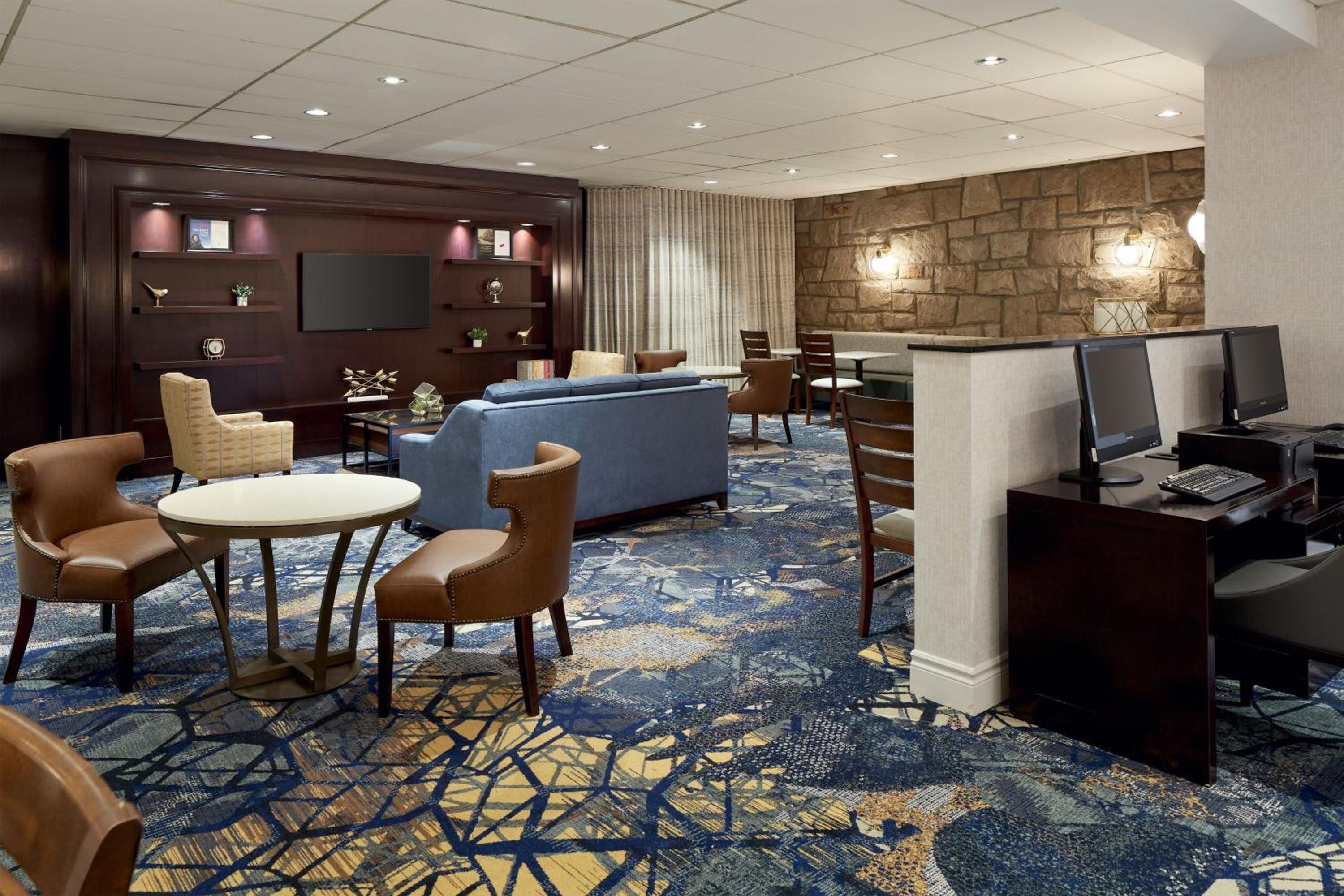 Club level, Guest room, 1 King - Photo 2