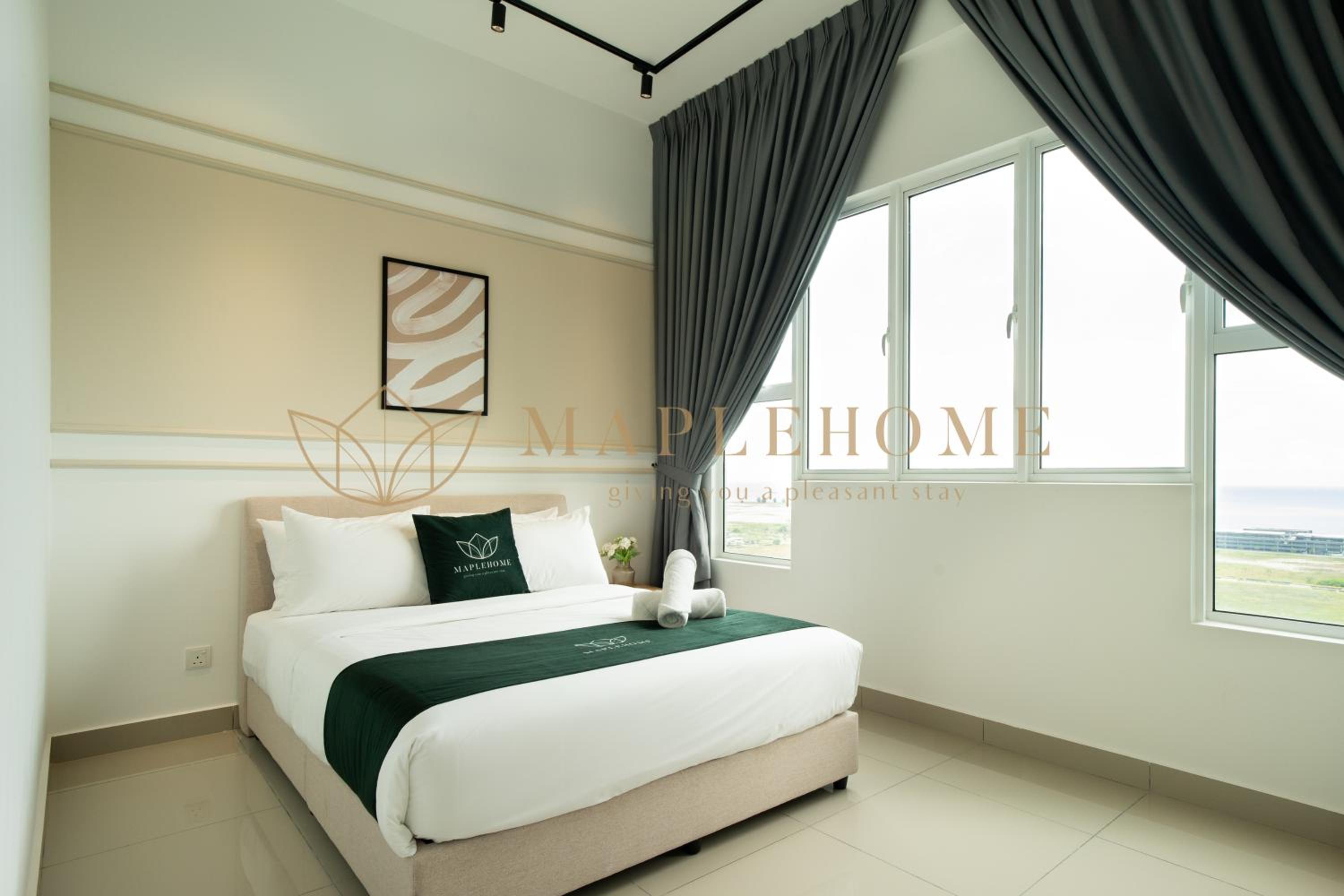 Premier Two-Bedroom Suite (City View) - Photo 25