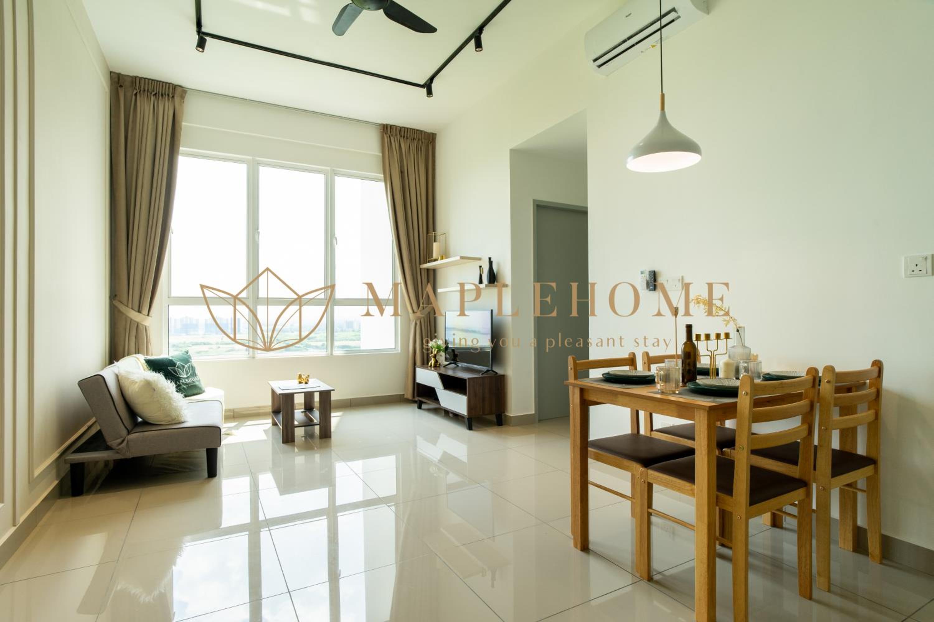Premier Two-Bedroom Suite (City View) - Photo 10