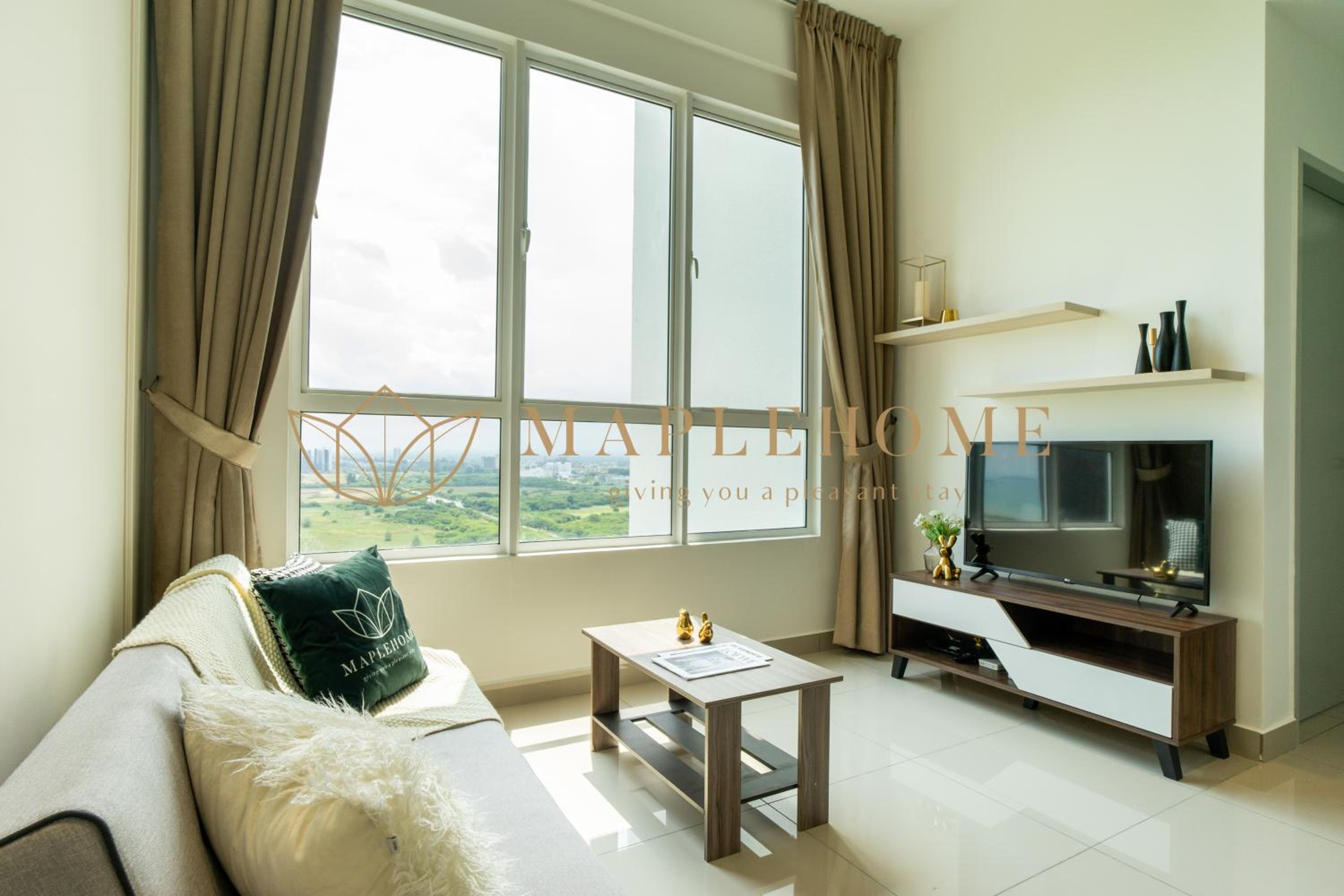 Premier Two-Bedroom Suite (City View) - Photo 6