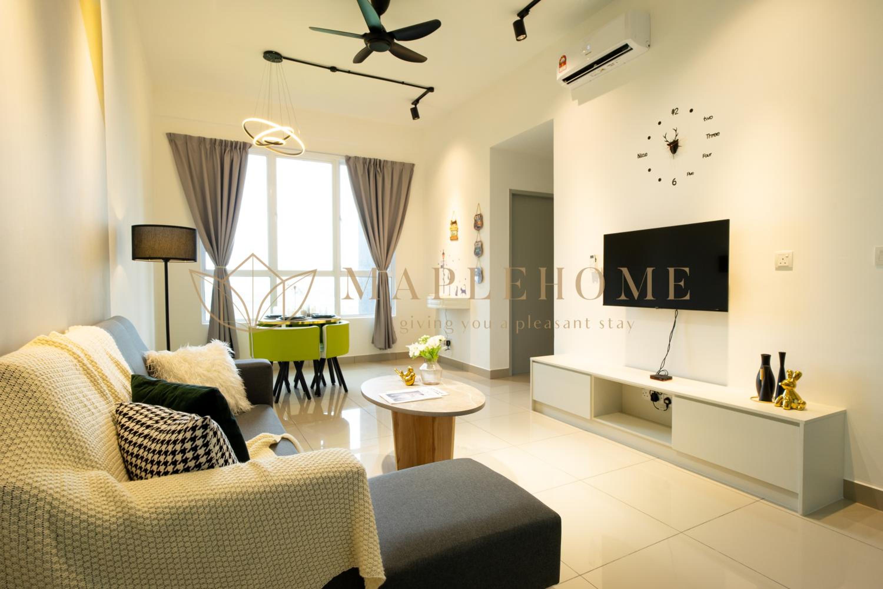 Premier Two-Bedroom Suite (City View) - Photo 1
