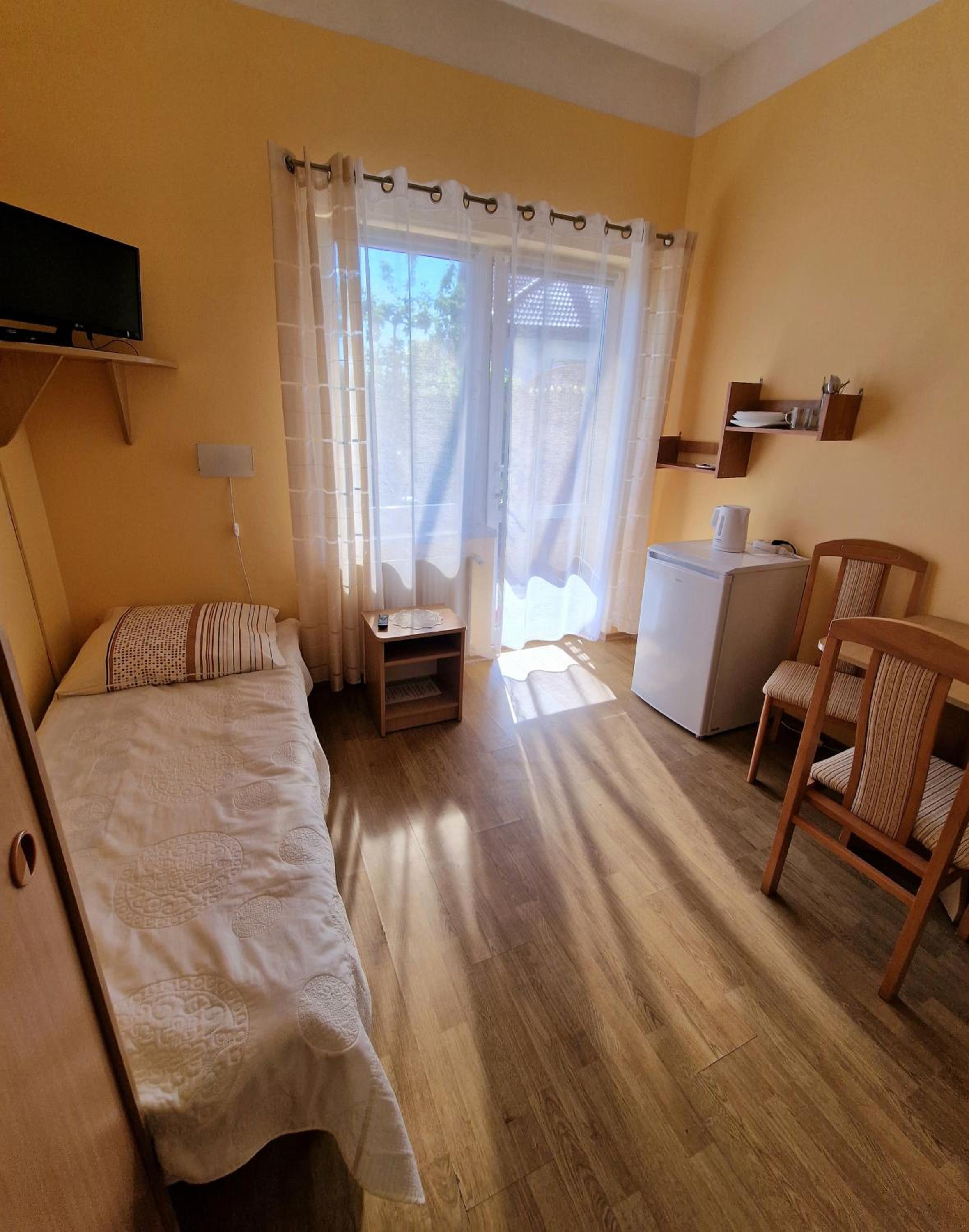 Triple Room with Terrace photo 1