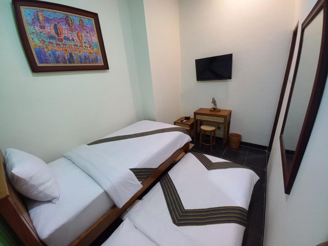 Small Twin Room photo 3