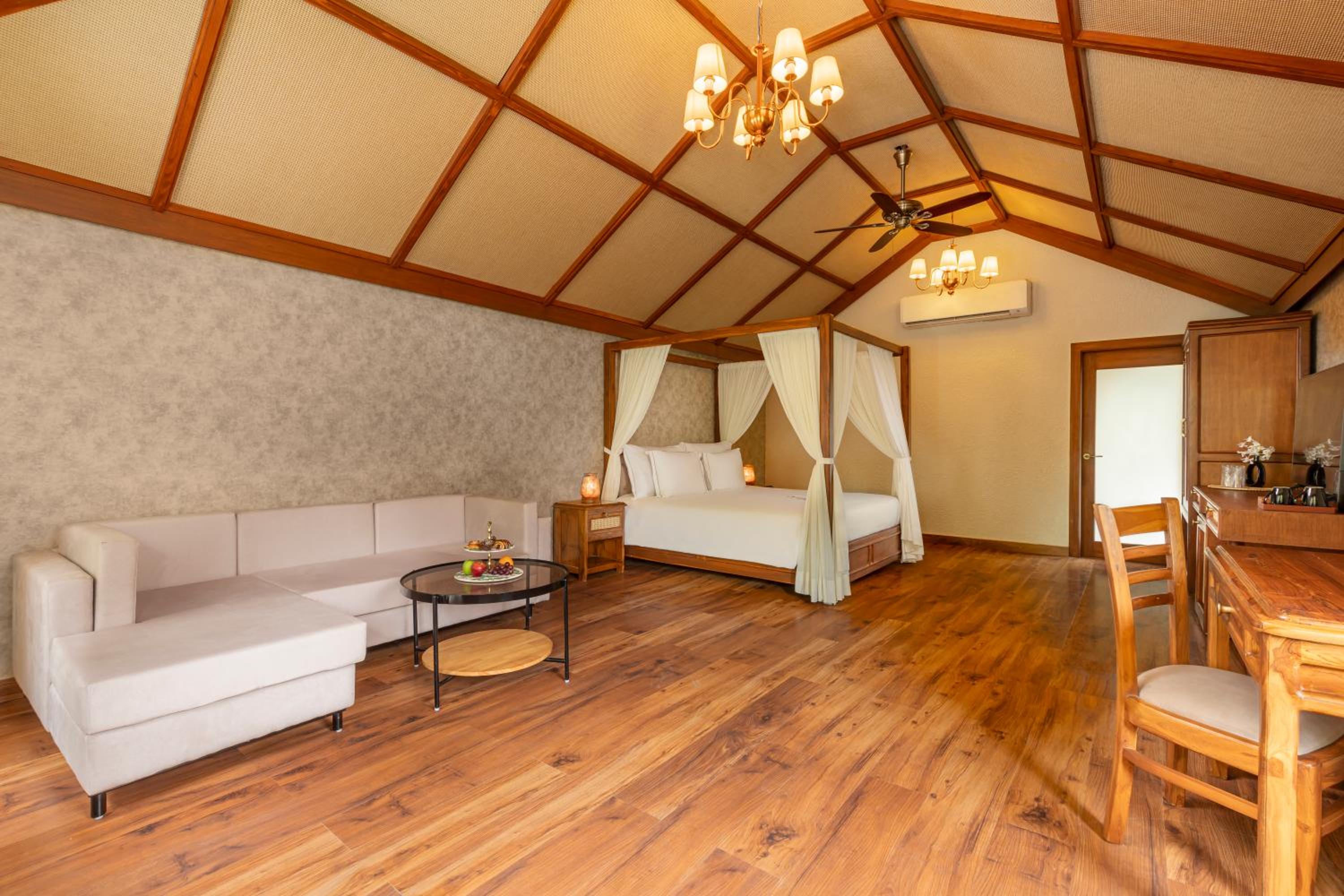 Luxury Tiger Cottage With Private Garden - Complimentary Welcome drink on arrival photo 1