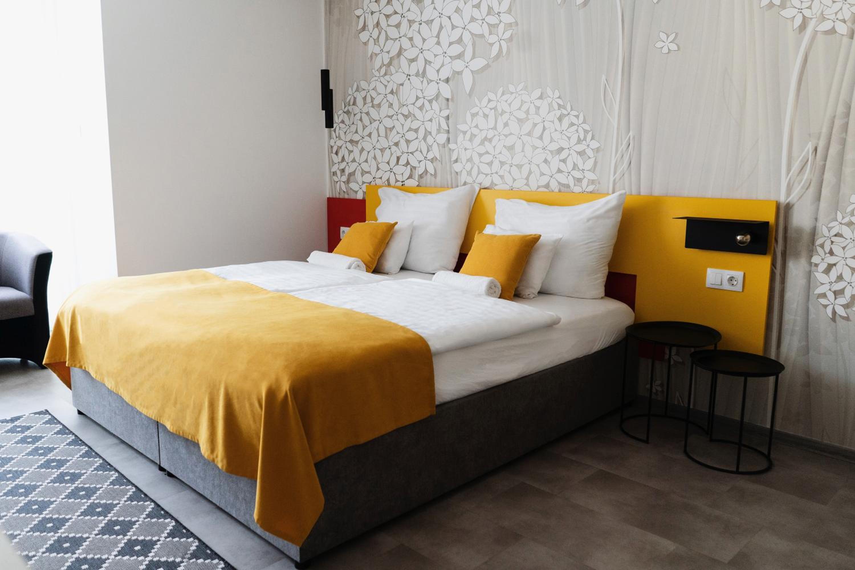 Superior Double or Twin Room - Photo 2