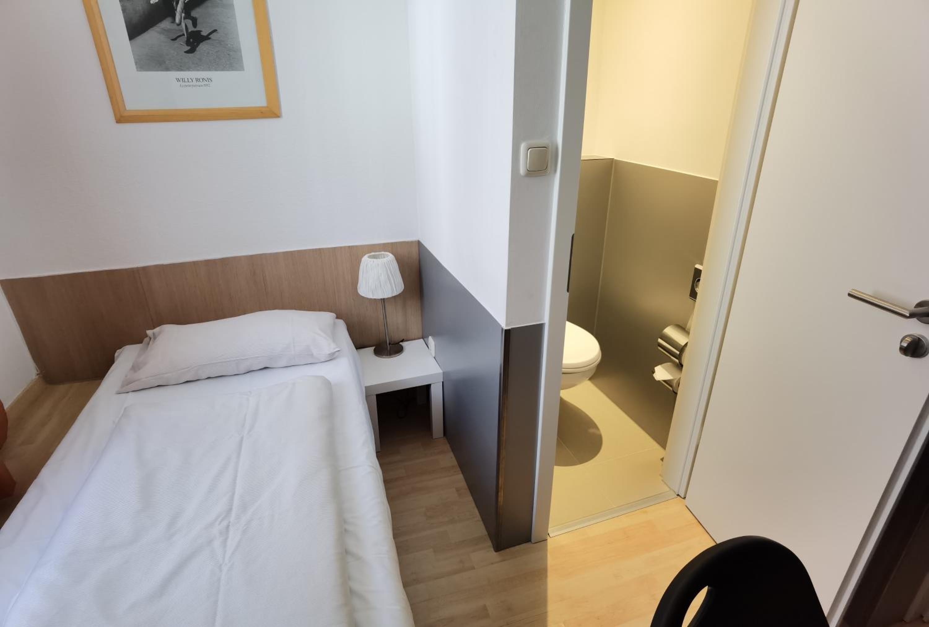 Economy Single Room photo 2