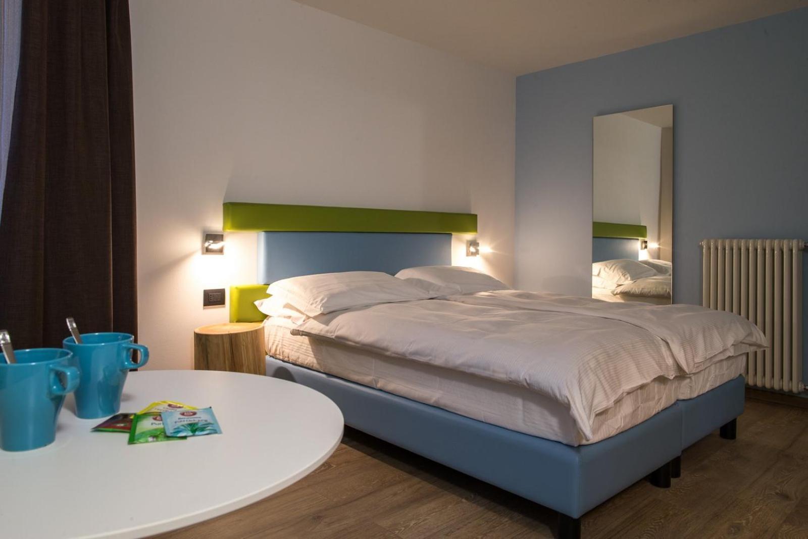 Large Double or Twin Room