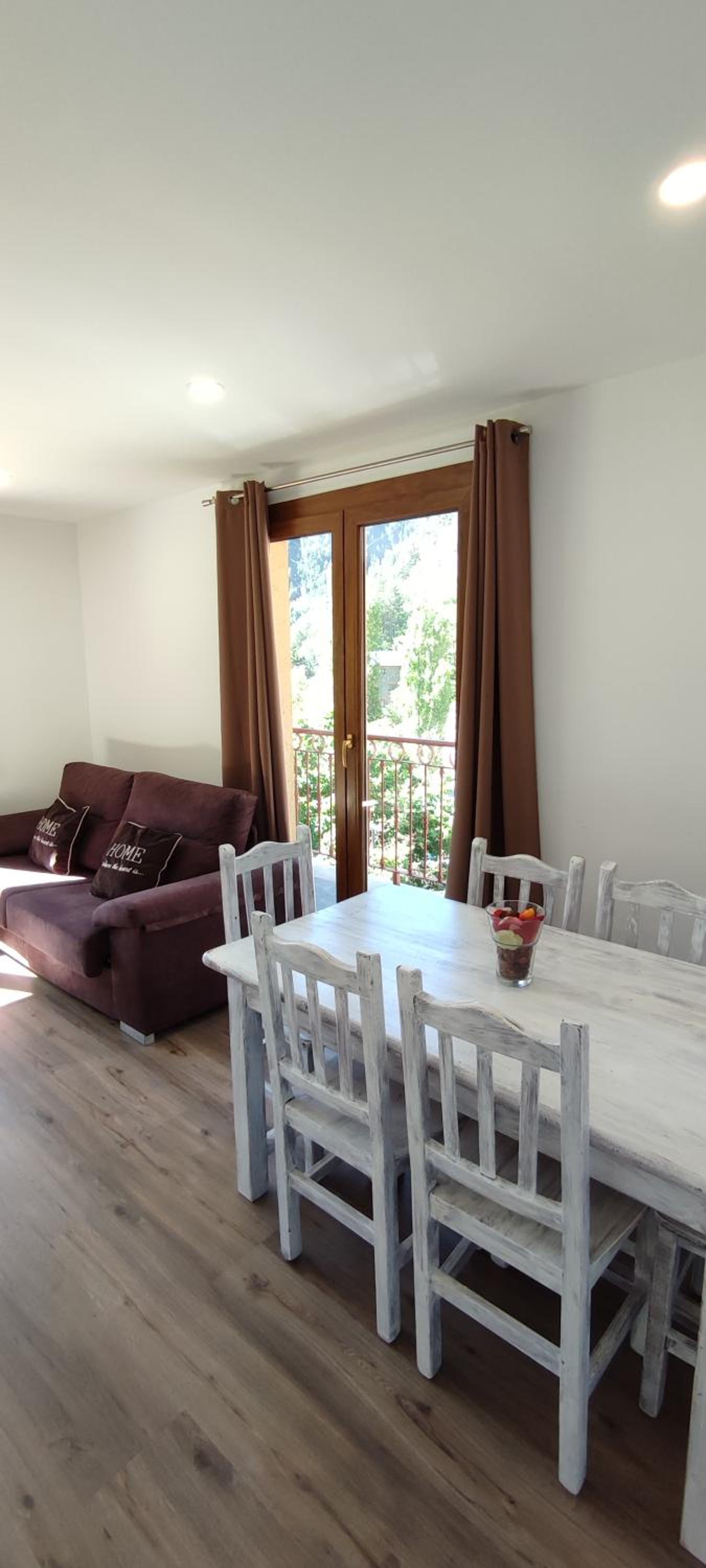 Two Bedroom Apartment with Terrace and Mountain View photo 2