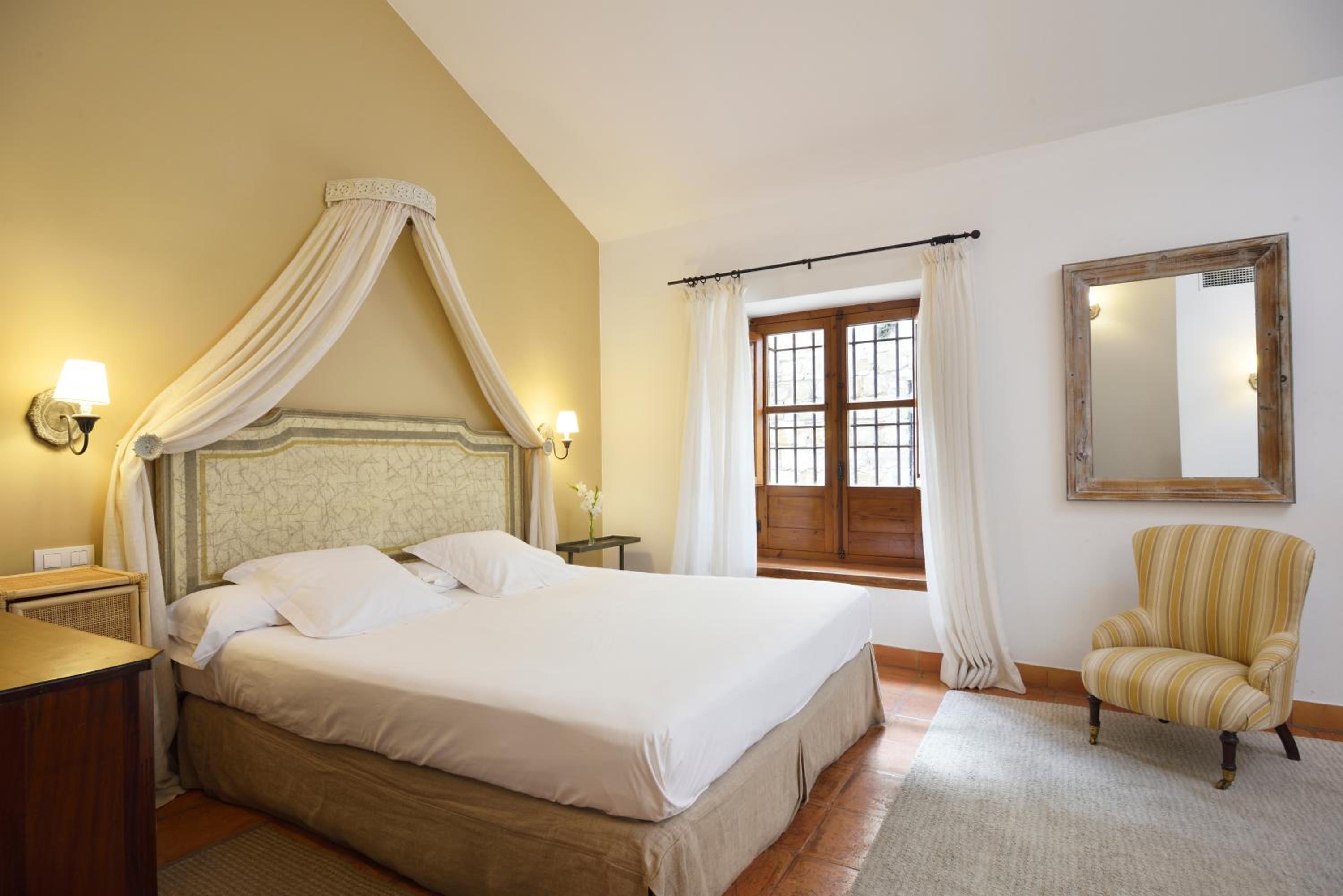 Standard  Room - Photo 2