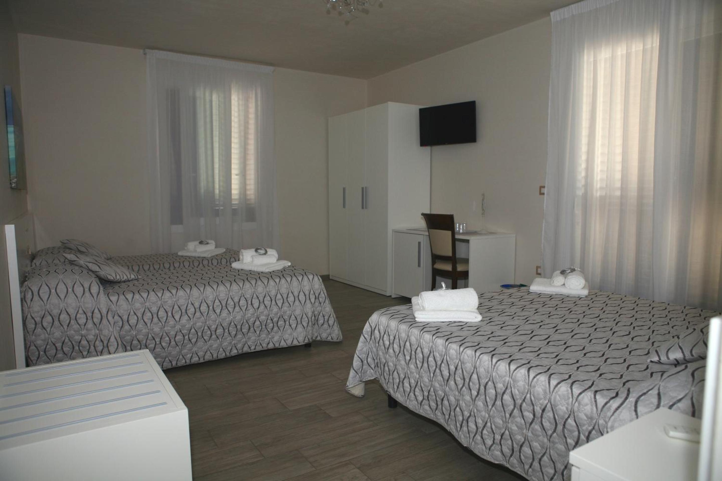 Quadruple Room with Terrace photo 1