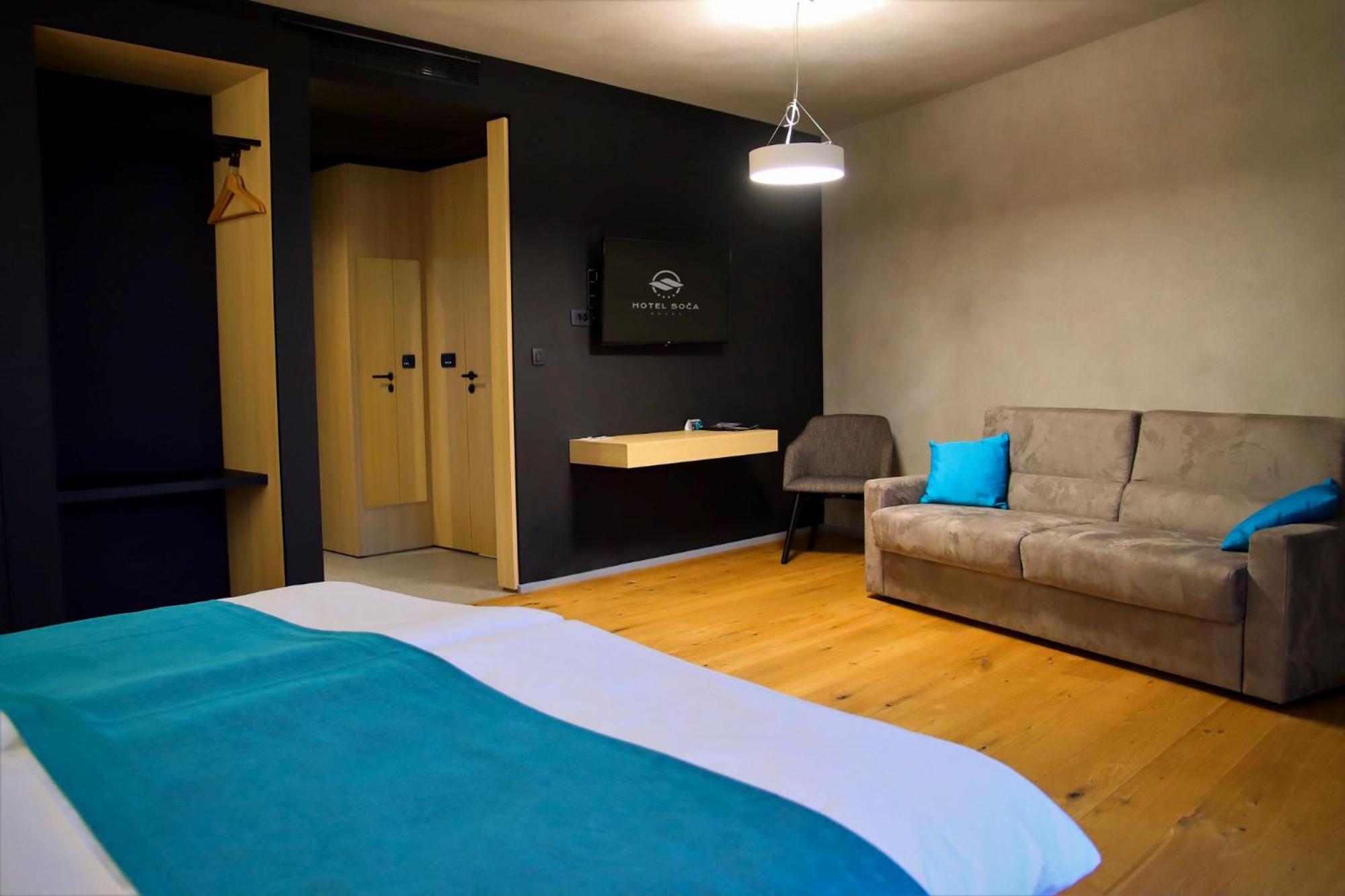 Junior Suite with Mountain View - Photo 5