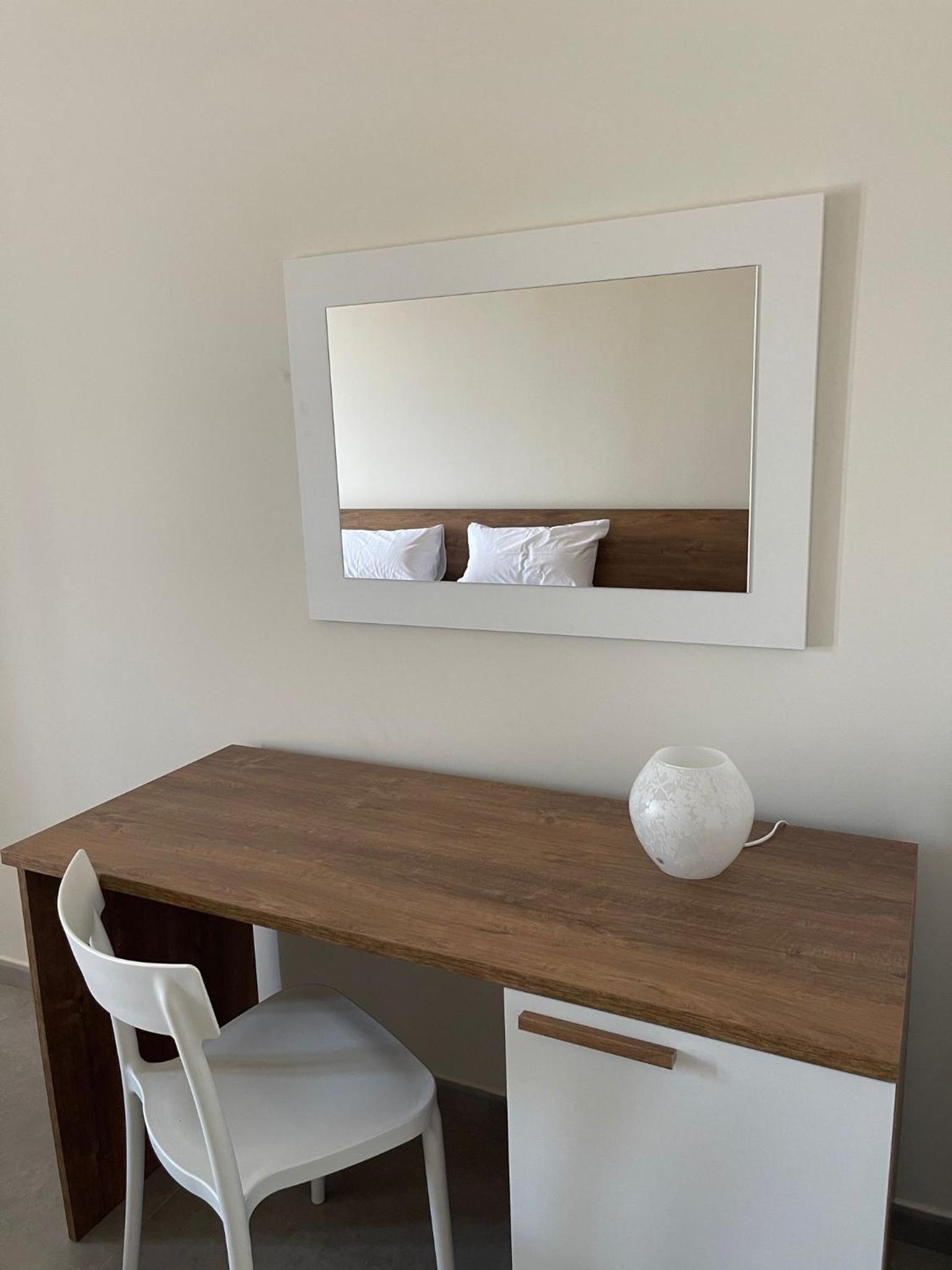 Double or Twin Room photo 2