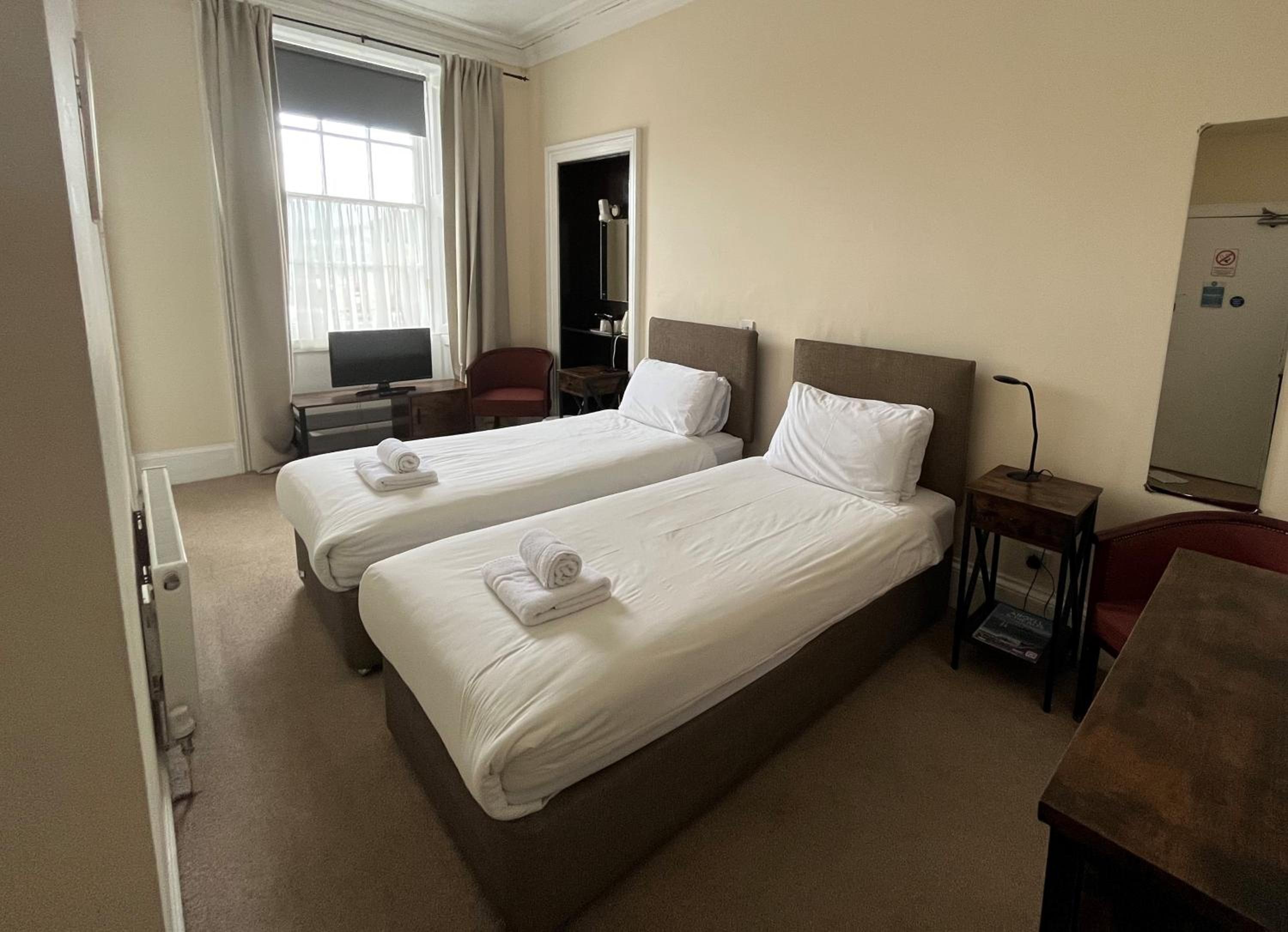 Twin Room photo 2