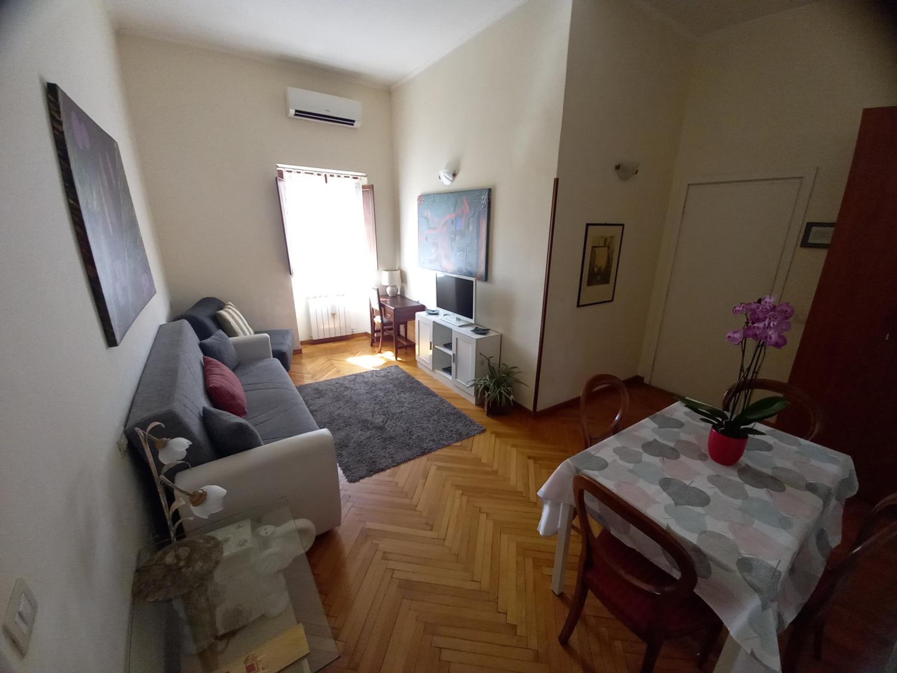 One-Bedroom Apartment