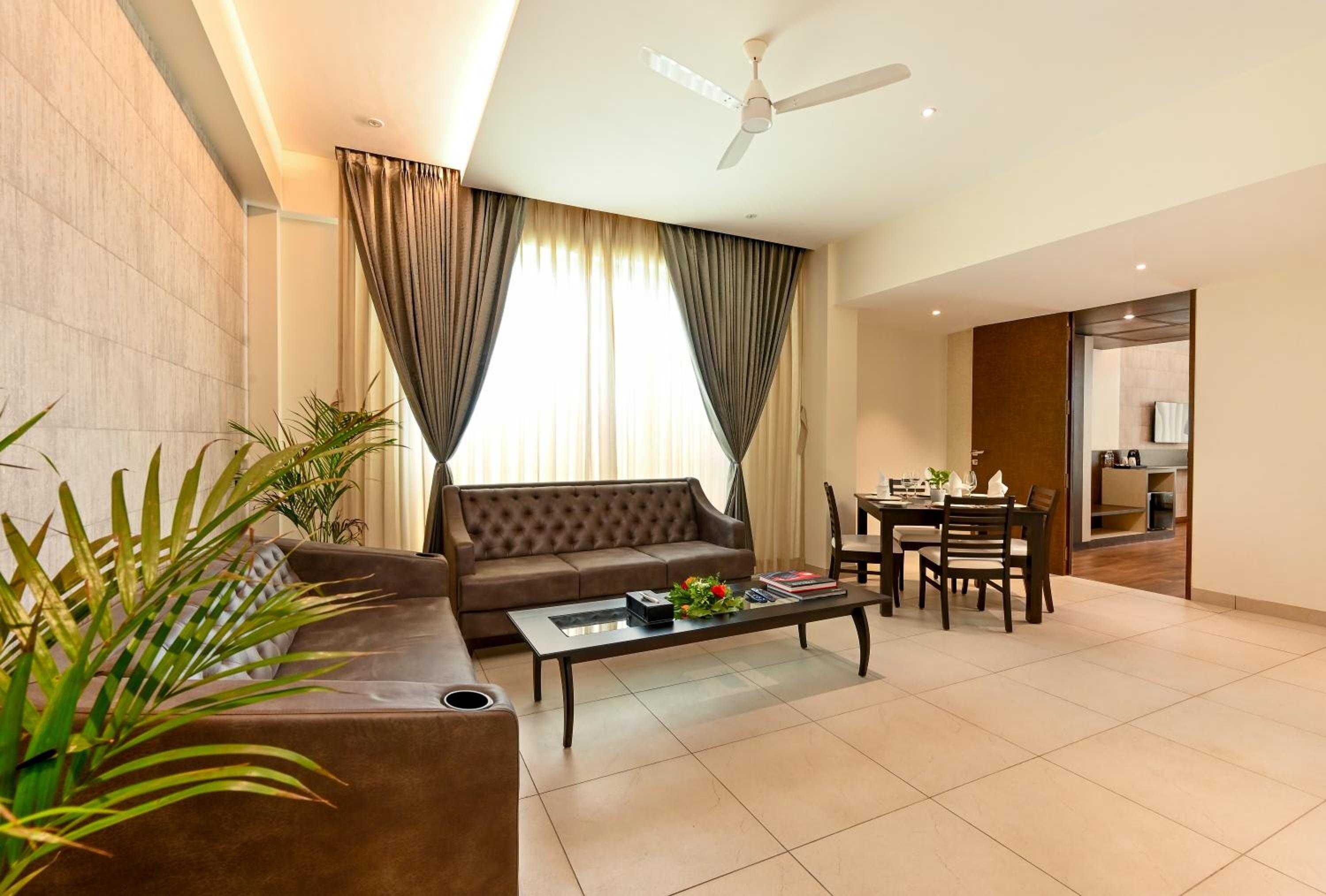 Suite - Photo 4