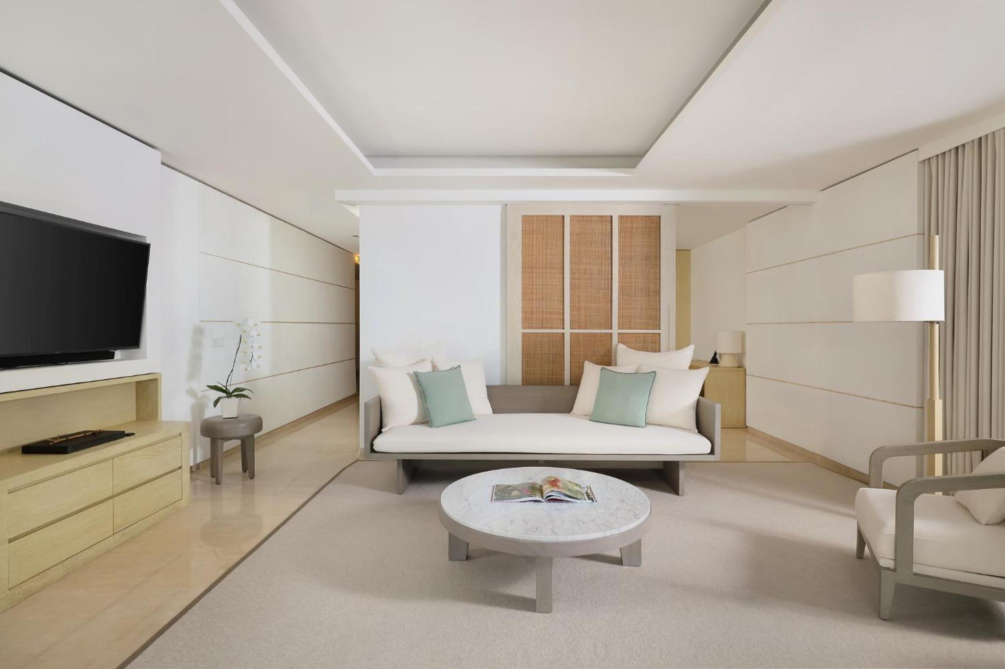 One Bedroom Lagoon Pool Residence photo 2