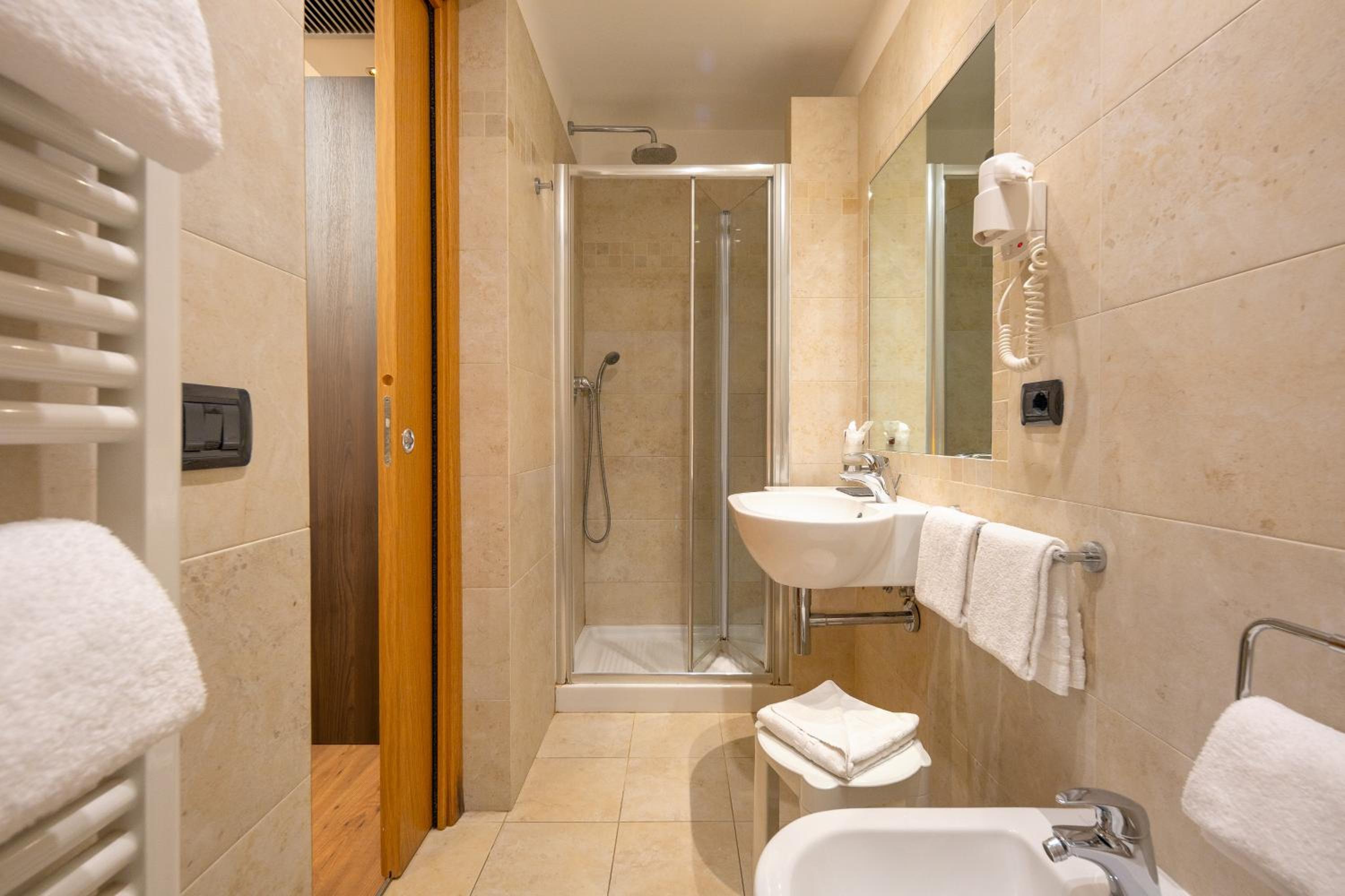 Comfort Quadruple Room photo 3
