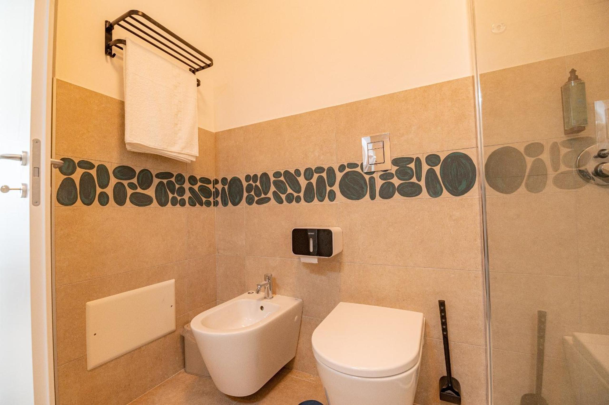 Double or Twin Room with Sea View photo 2