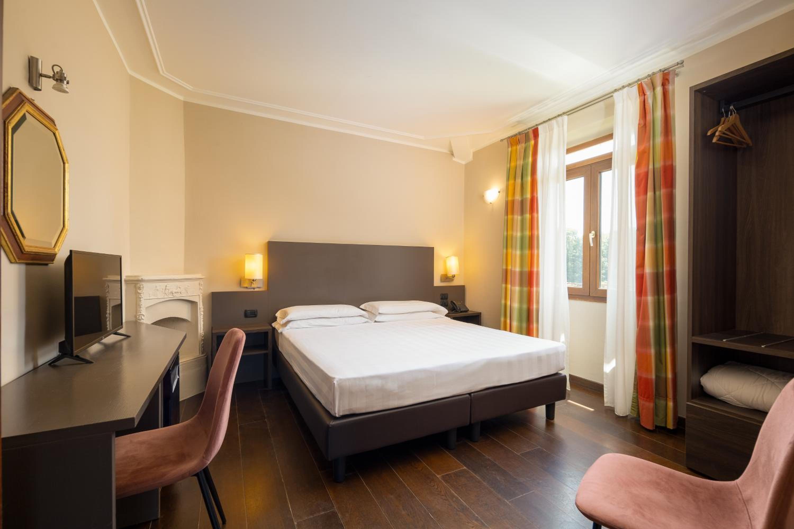 Double or Twin Room photo 1